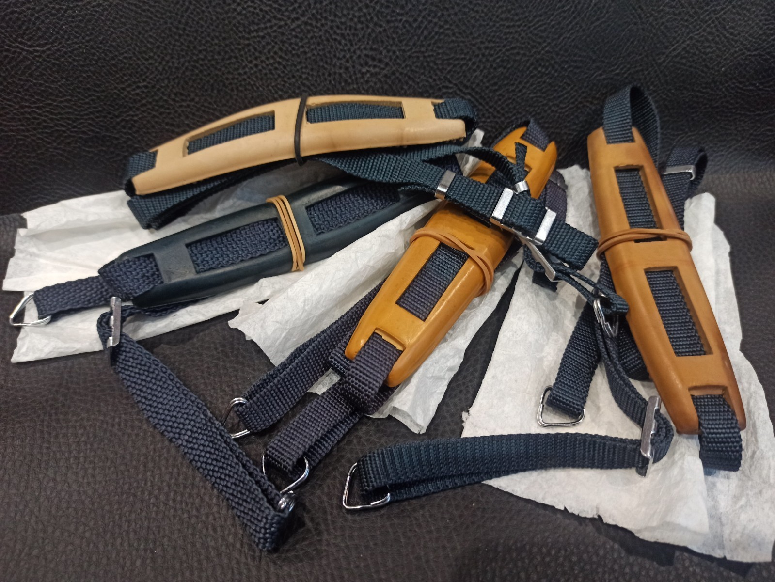 Original neck strap with fasteners for Kiev 6 19 shoulder pad medium format 1 ps