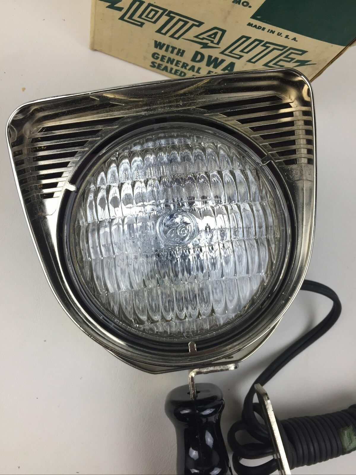Vintage Arel Inc Lott-A-Lite Photography Movie Lighting USA: Sealed Beam GE Bulb
