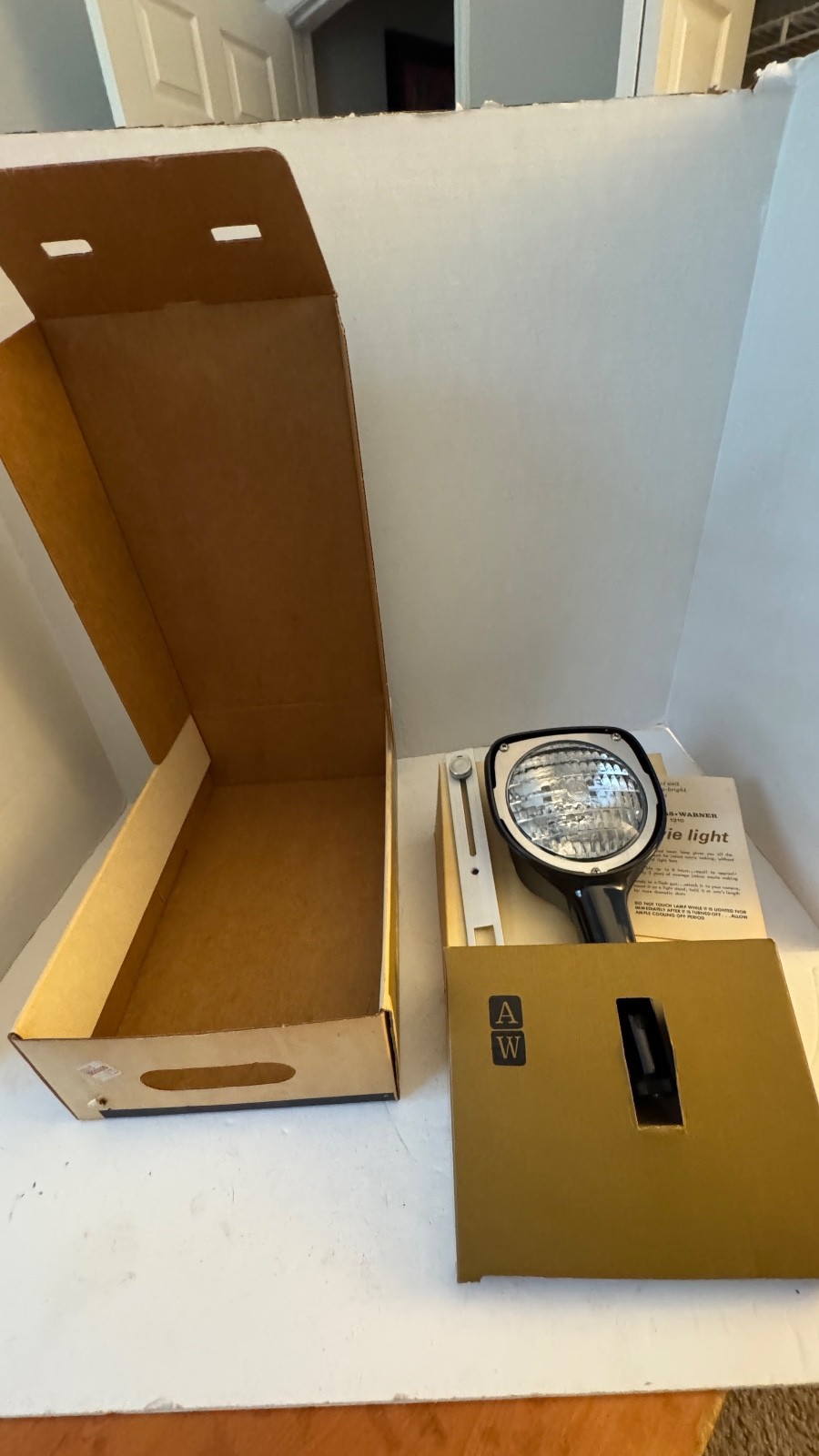 Atlas Warner AW Movie Camera Light Model 1210 NOS NIB Vintage