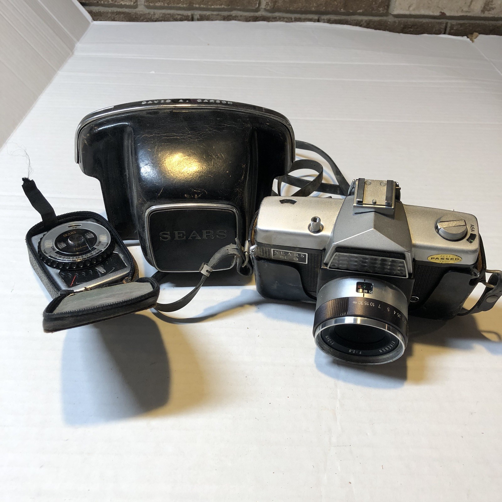 Vtg Sears SL 9 Camera With Leather Case And Electronic Light Meter With Case CSN