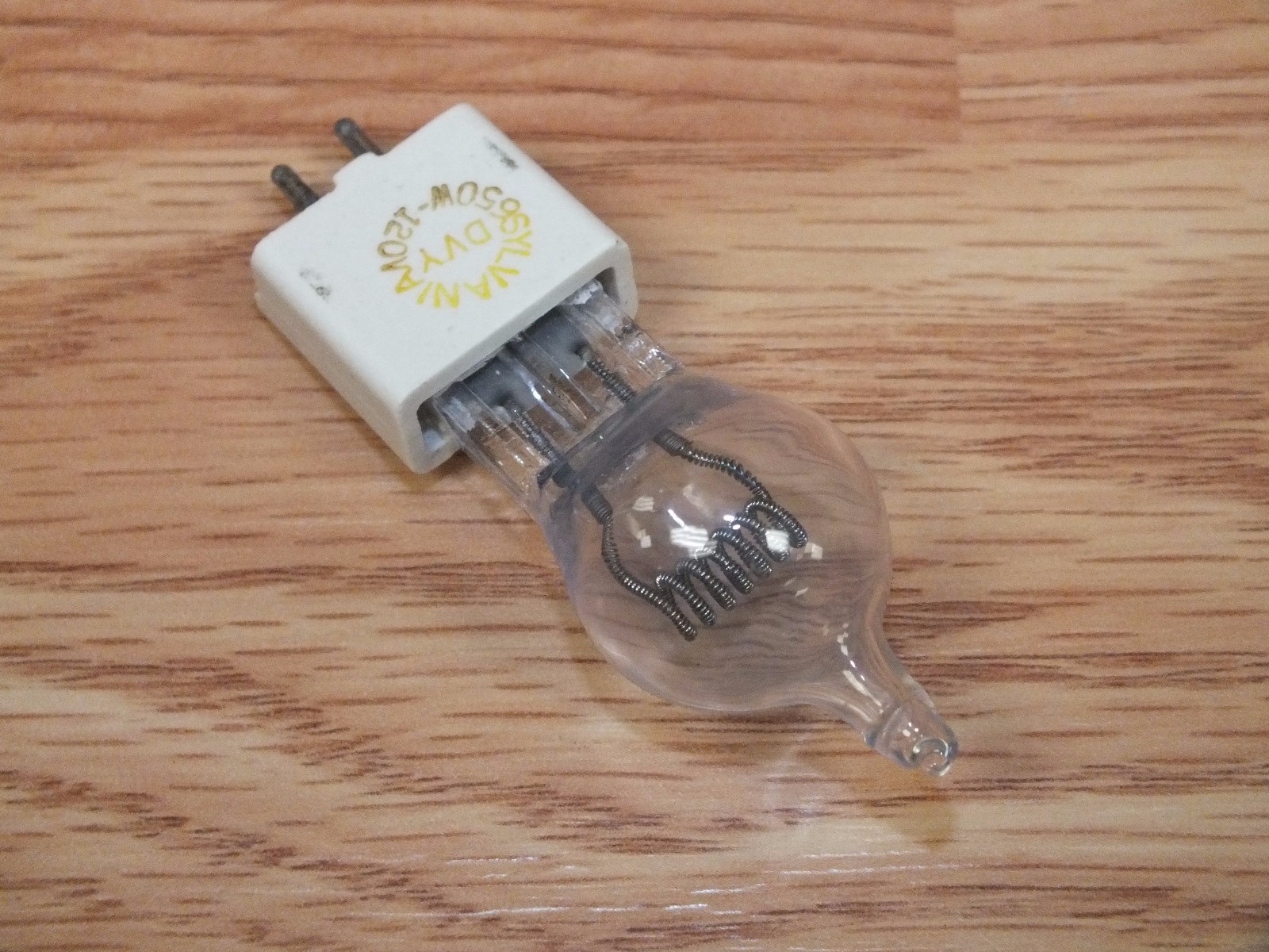 Genuine Vintage Sylvania Sun Gun (S.G VIII) 120V Camera Light *READ