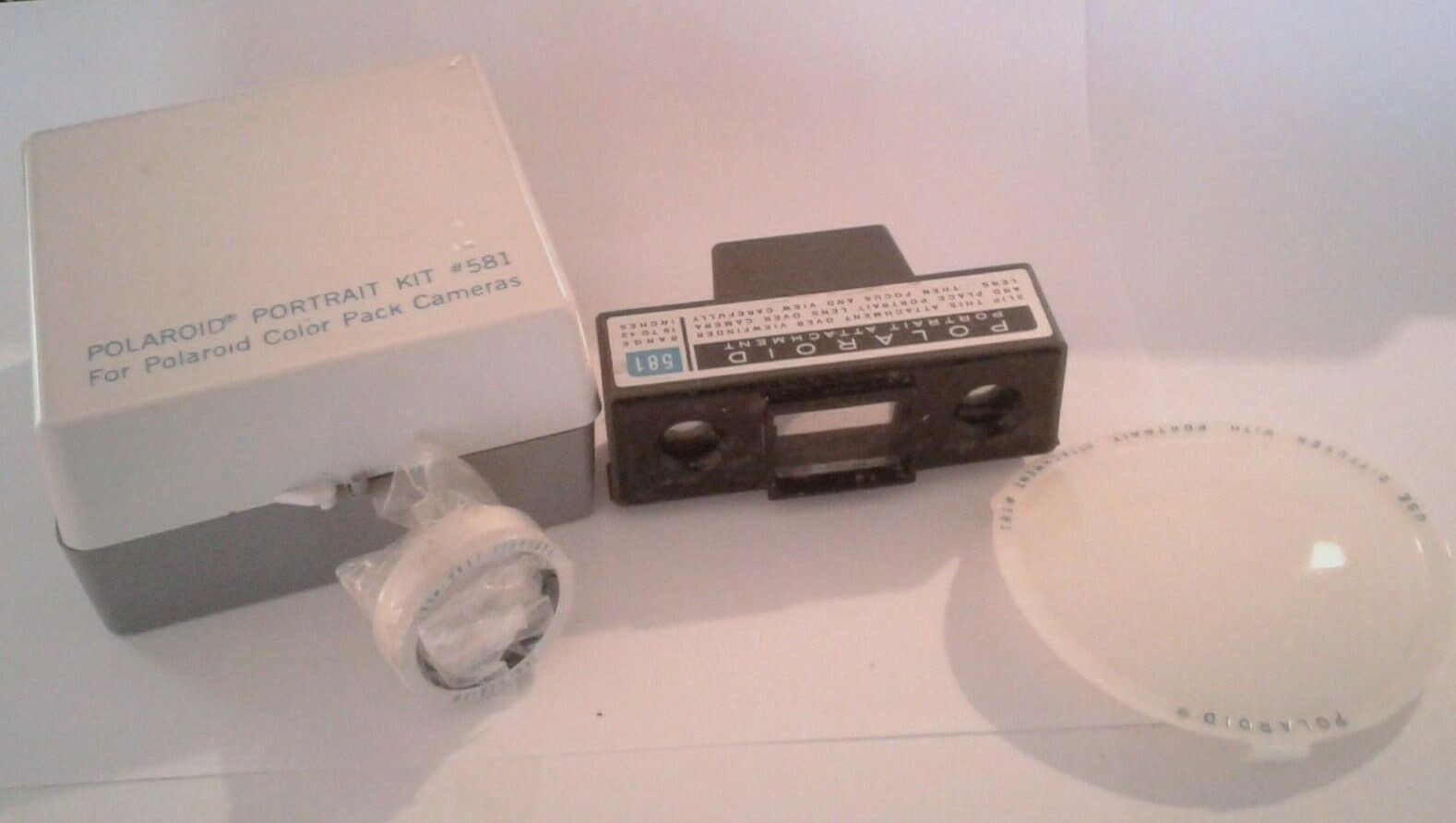 Polaroid Portrait Kit # 581 for Polaroid Color Pack Cameras