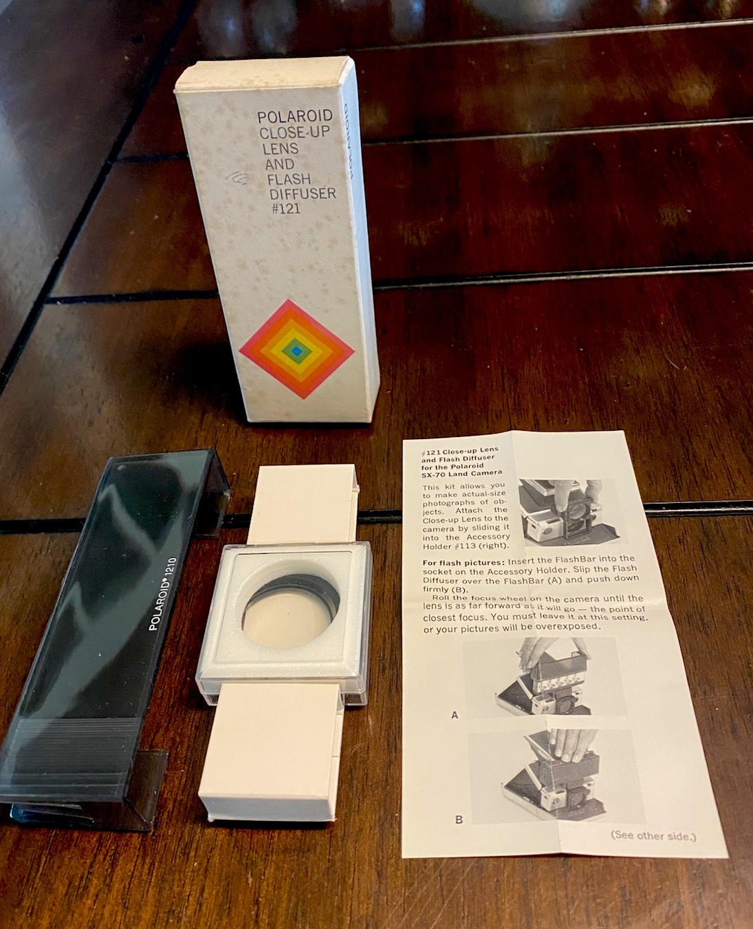 NOS – Polaroid Close-Up Lens & Flash Diffuser #121, for SX-70 Land Camera