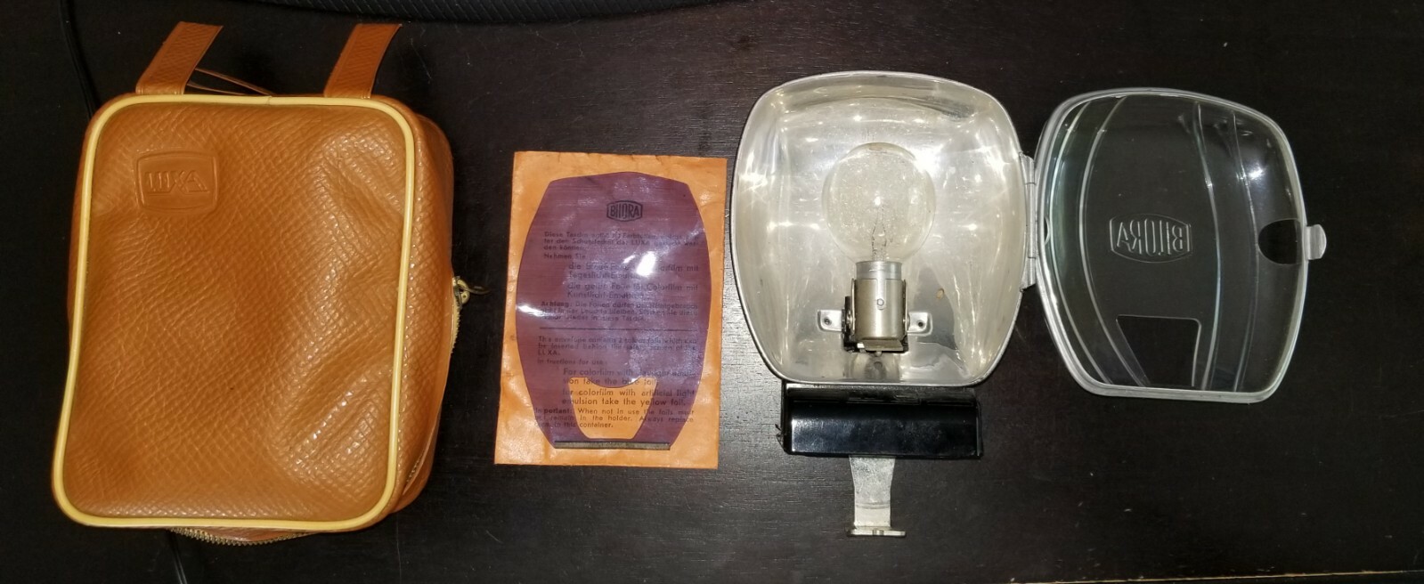 Vintage Bilora Flash bulb attachment Model LUXA / LLXA