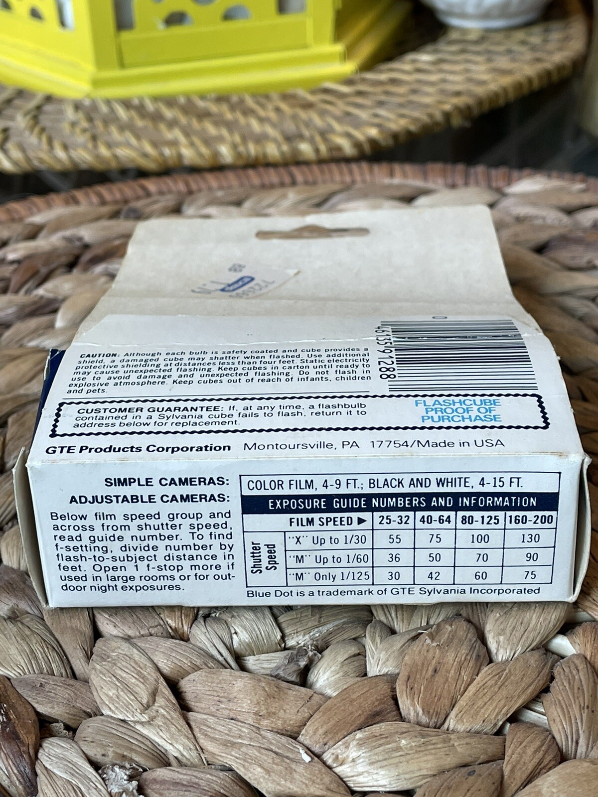 Vintage GTE Sylvania Blue Dot Flash Cubes 3 Pack In Original Box Eckerd