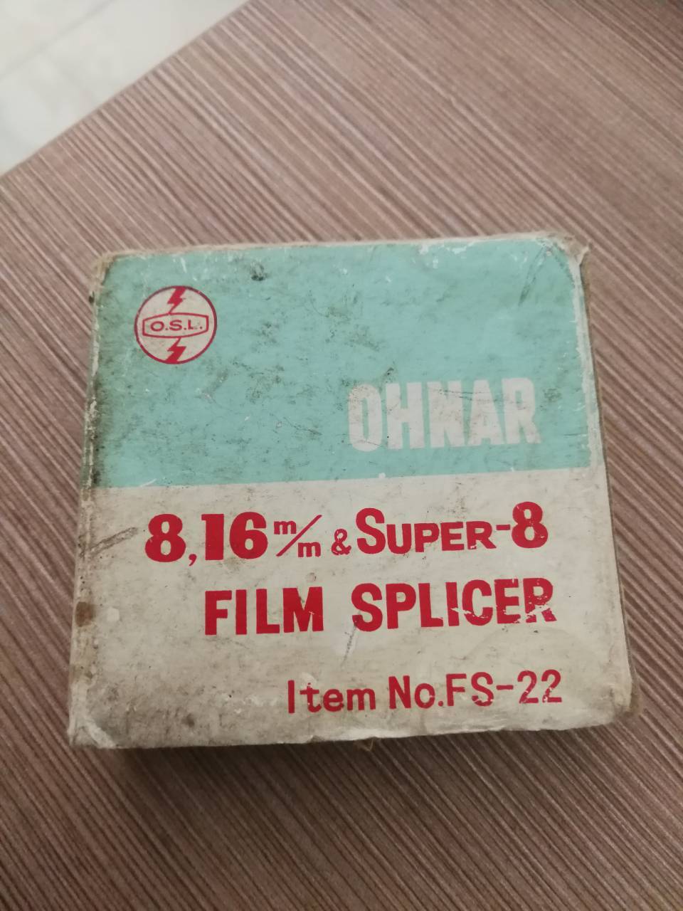 Vintage Ohnar 8,16 & super-8 film splicer, item No. FS-22
