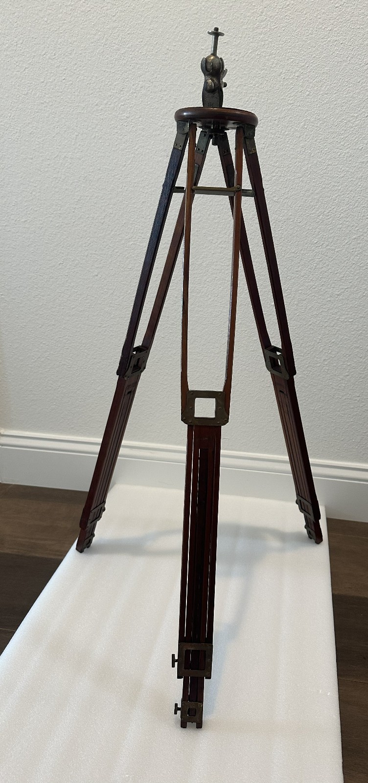 Antique Crown Tripod No. 1 Wood & Brass Folmer Graflex Corp Crown Rochester NY
