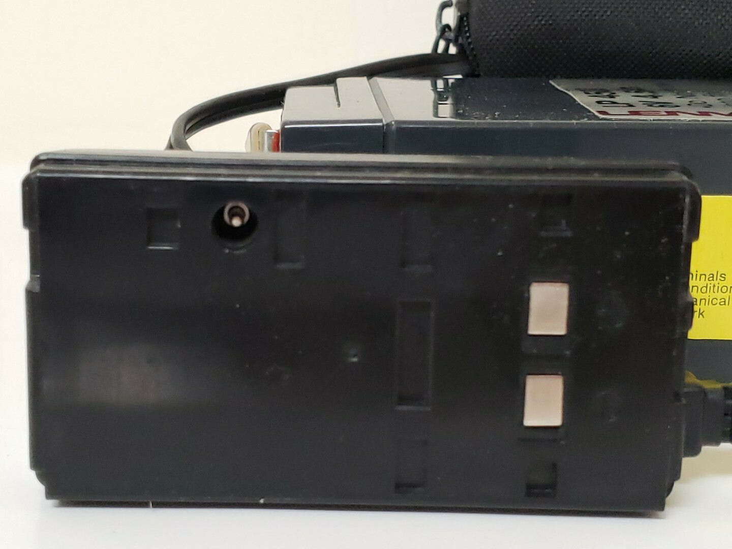 Lenmar Camcorder Battery Pack for Sony 8mm Handycam Video Adapter Charger Case