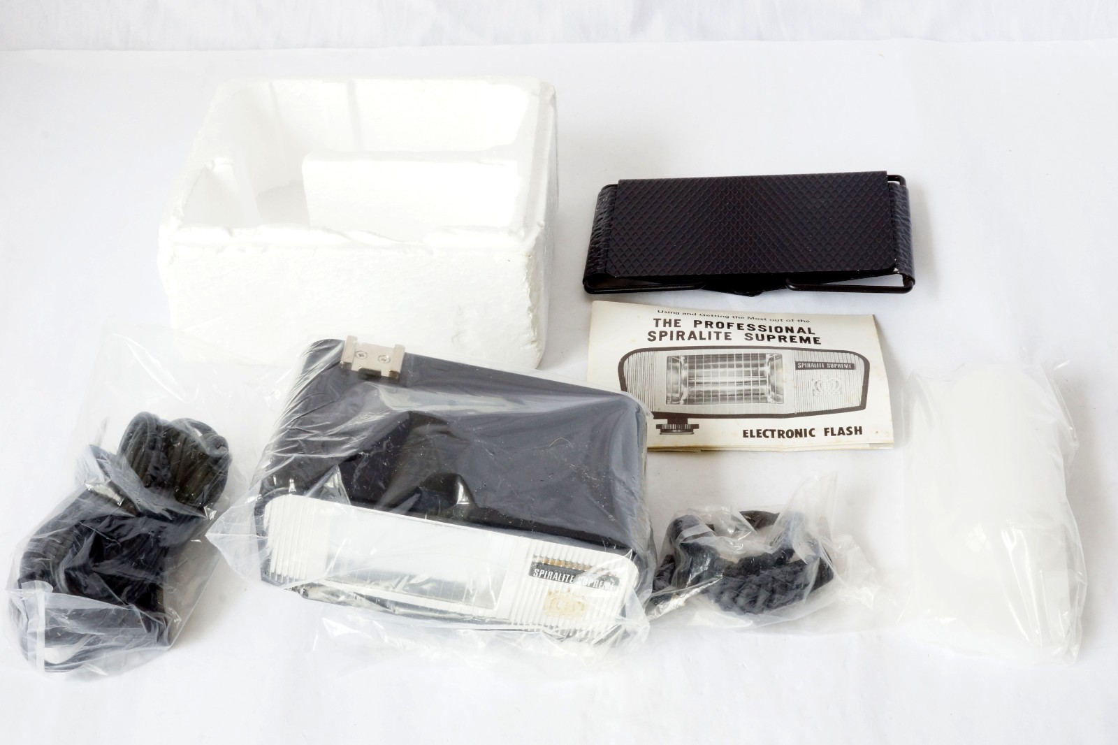 Spira-Lite Supreme Photography Flash w/ Power Cord, Manual Working Order Unused