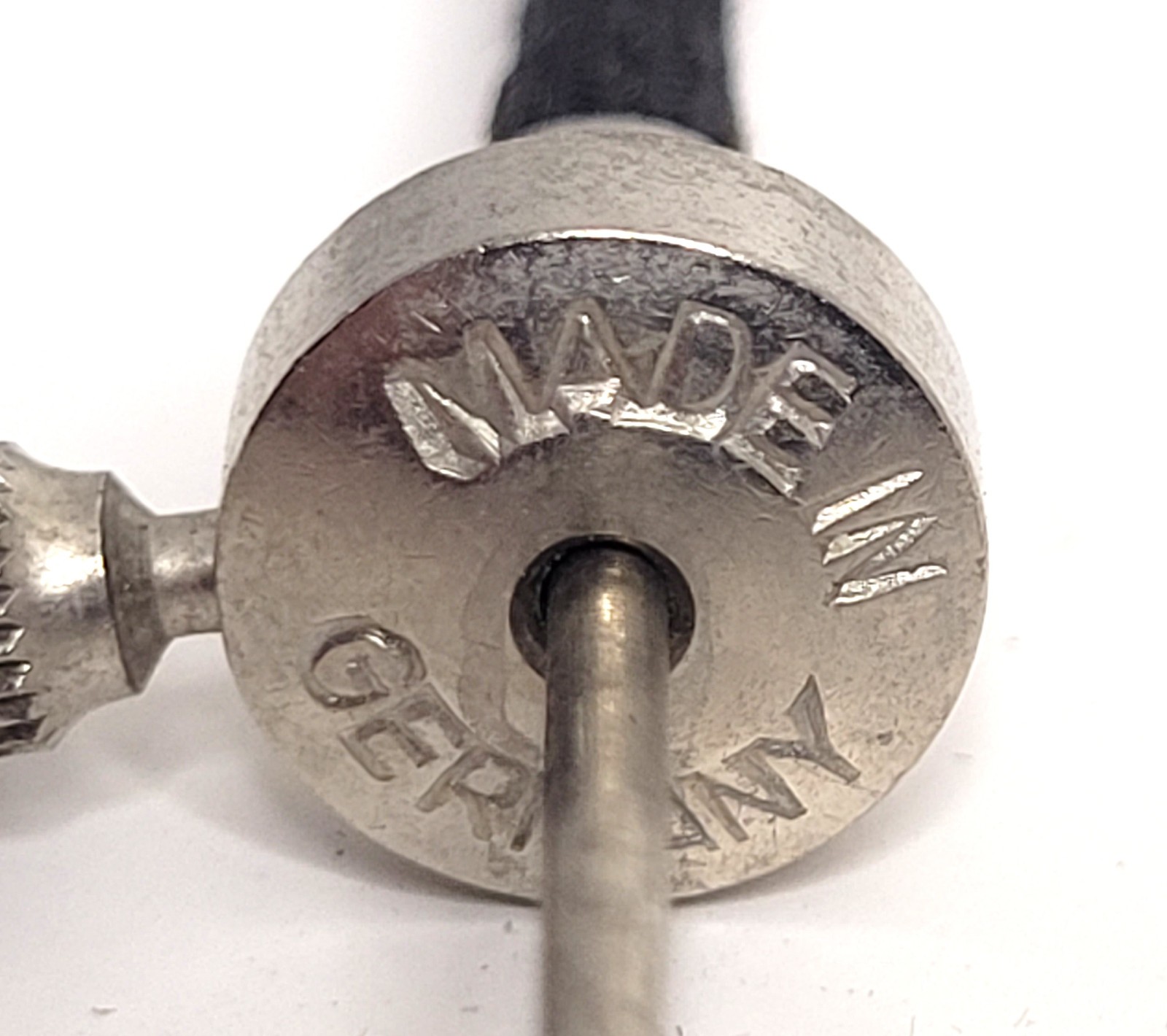 Vintage AGC 9″ Cable Release – Shutter Trigger for Classic Cameras – Germany
