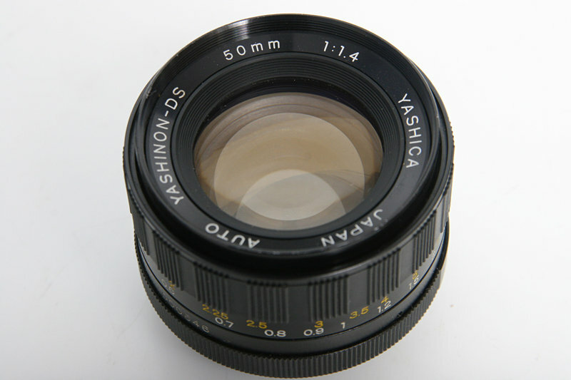Yashica 50mm f1.4 Yashinon-DS Prime Lens M42 Screw Mount – Beautiful condition