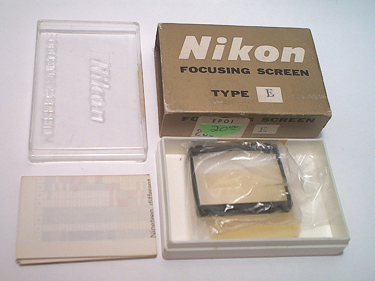 NIKON F FOCUSING SCREEN E – CLEAN W/ CASE IN ORIGINAL BOX