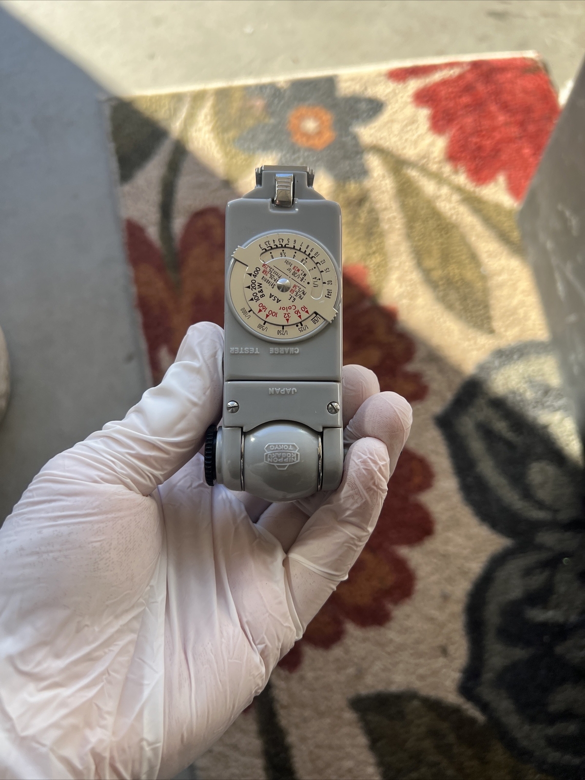 Vintage 1960’s Nikon Fan Flash – Japan – in Case