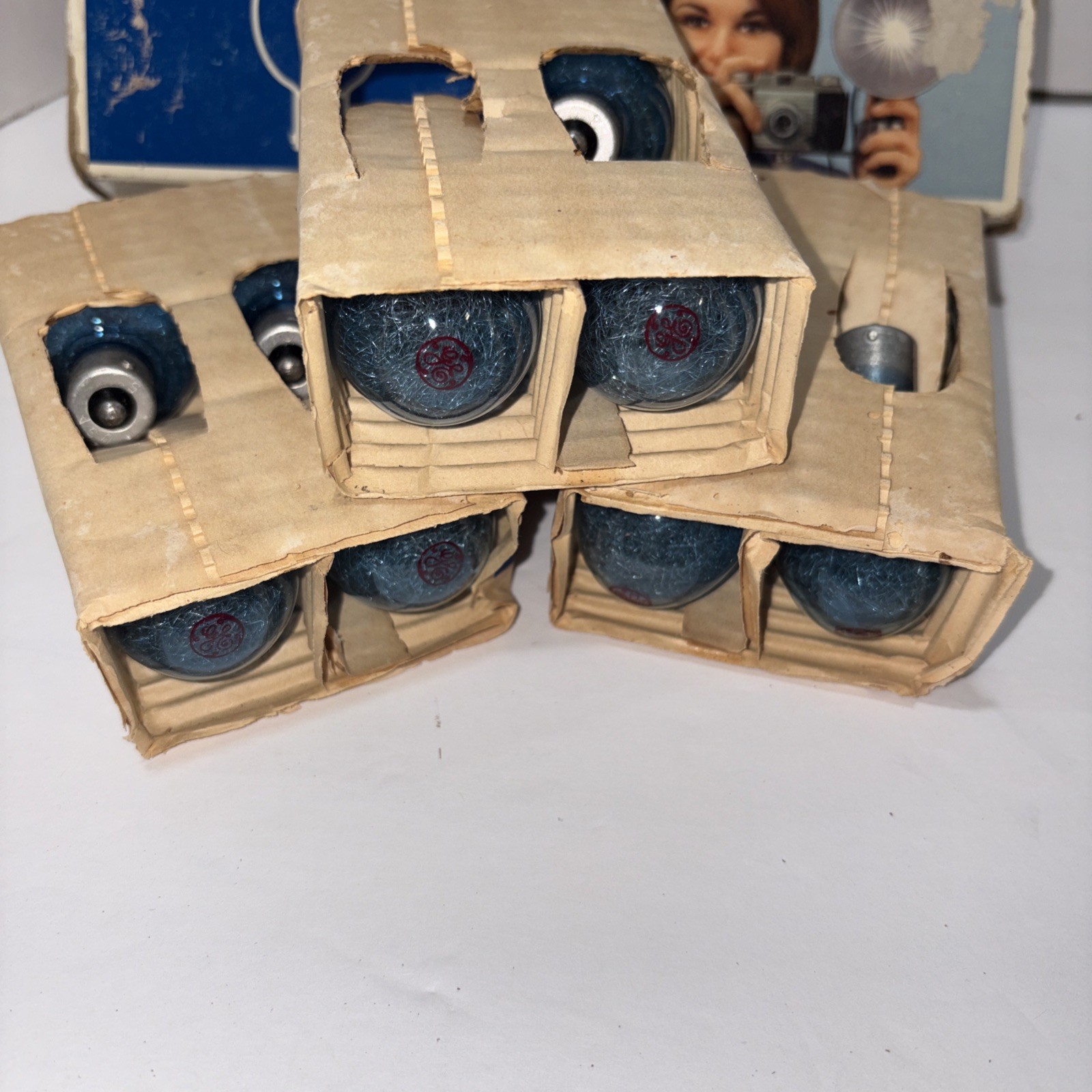 VINTAGE GE FLASHBULBS 5B BLUE TOP CAMERA 12 PCS ORIGINAL BOX