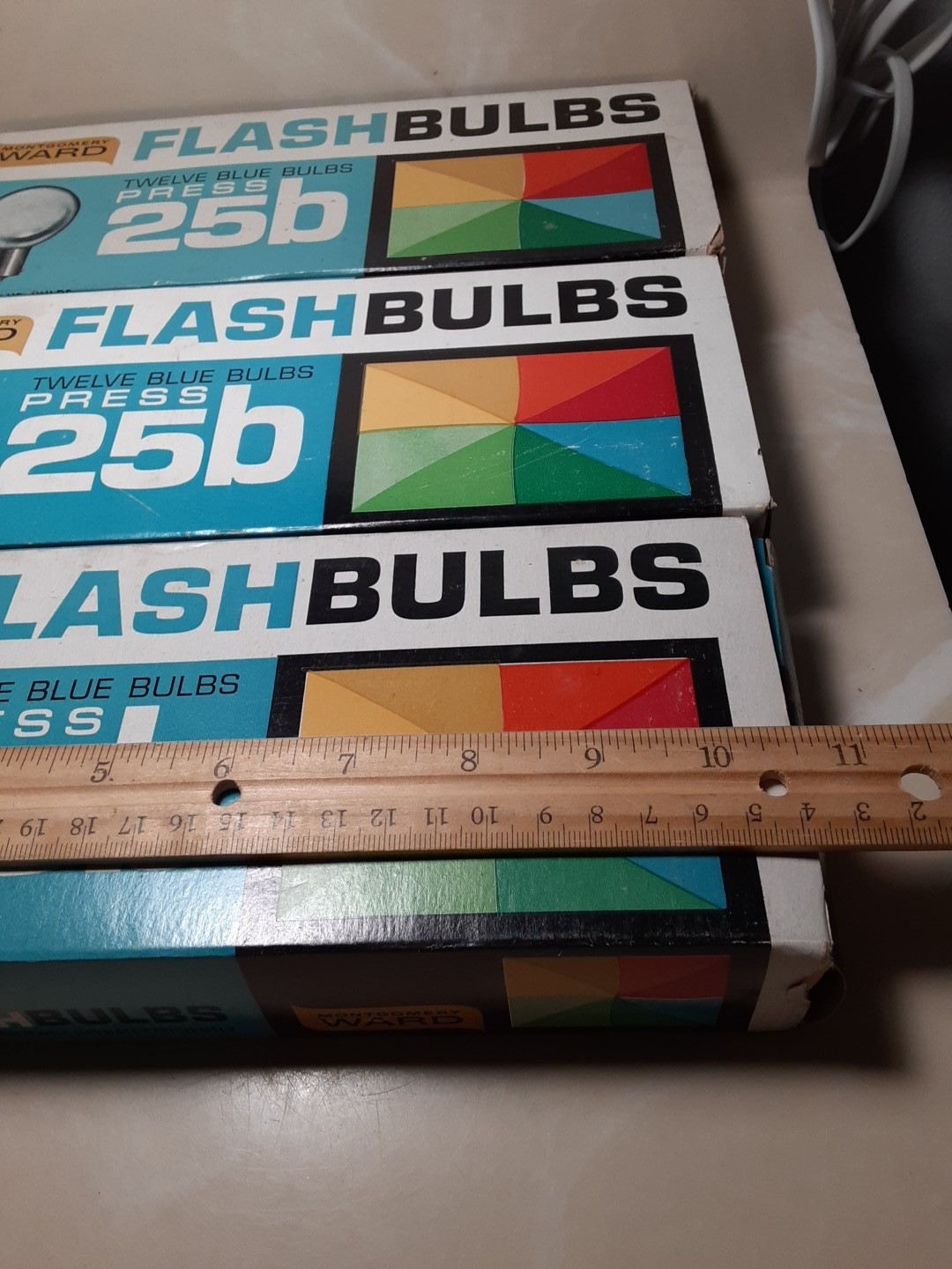 3 packs Vtg Montgomery Ward No. 67-3126 Press 25B blue flashbulbs 35 bulbs