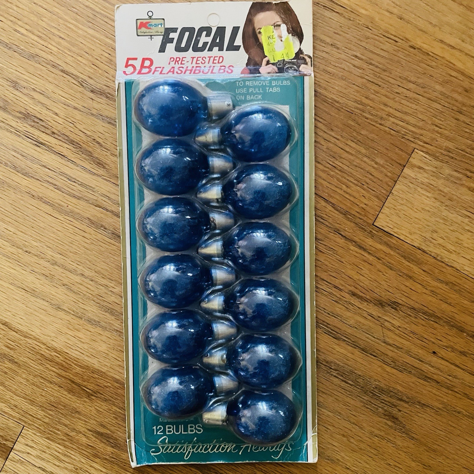 Vintage Flashbulbs 12 Bulbs New Old Stock Kmart 5B