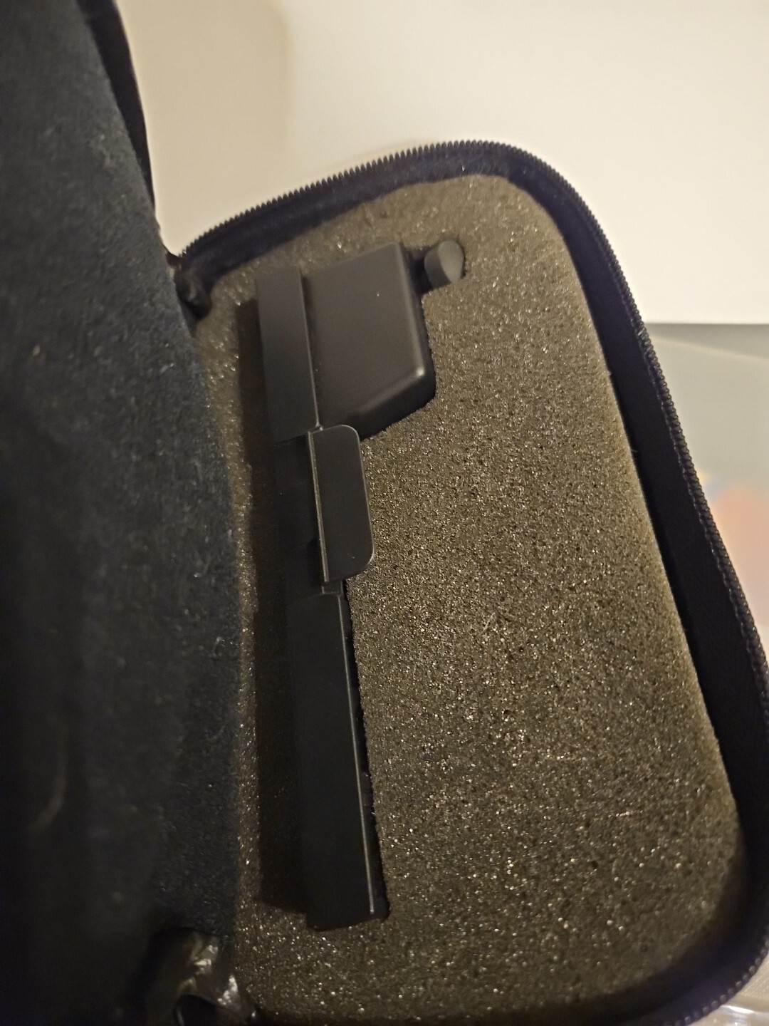 Polaroid F112 Spectra / Image Close Up Lens Attachment in Padded Case V27