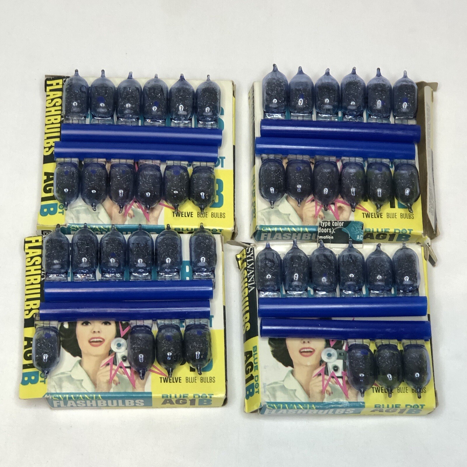 Vintage Sylvania Flashbulbs Blue Dot M2 M3 AG1B Bulbs Lot Assorted Mixed