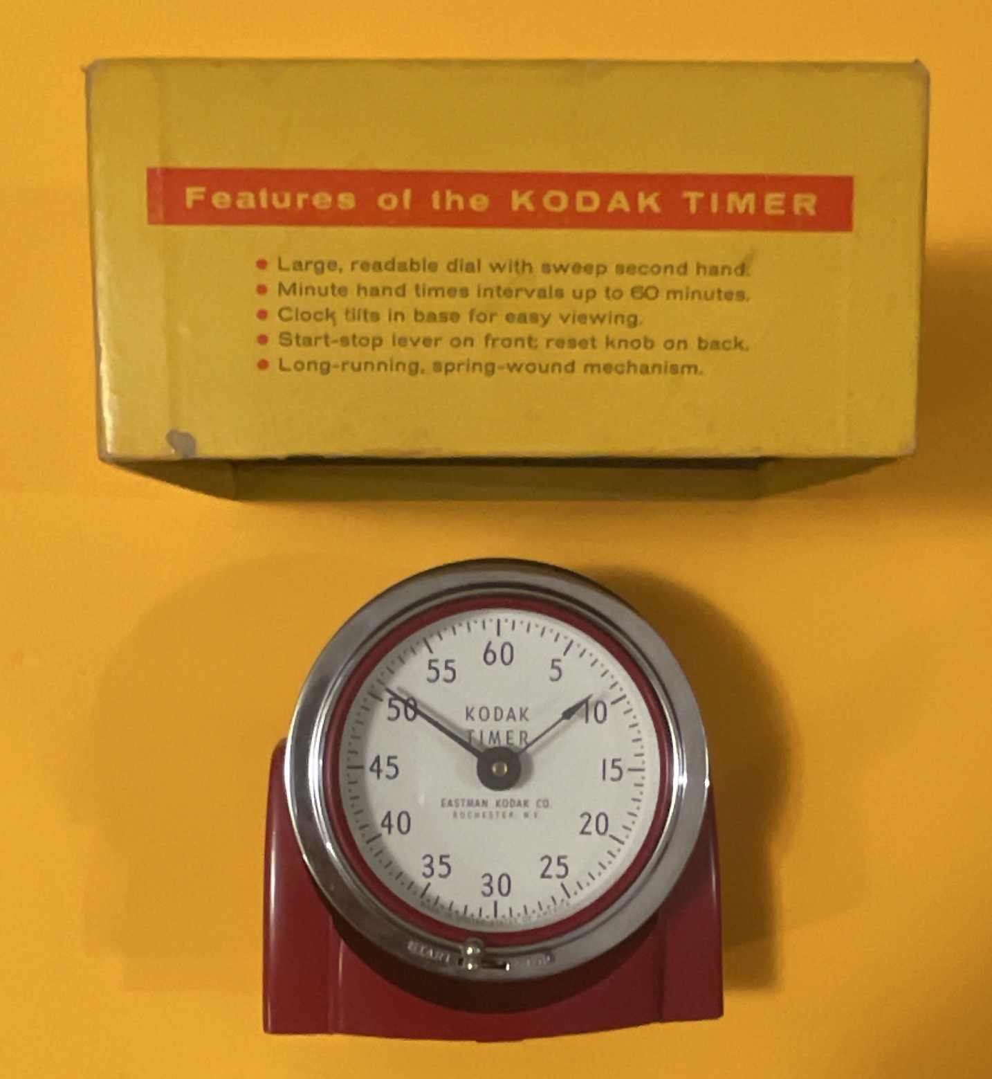 Vintage Kodak Darkroom Timer 8239 Red Wind-Up Photo Developing Timer w/Box