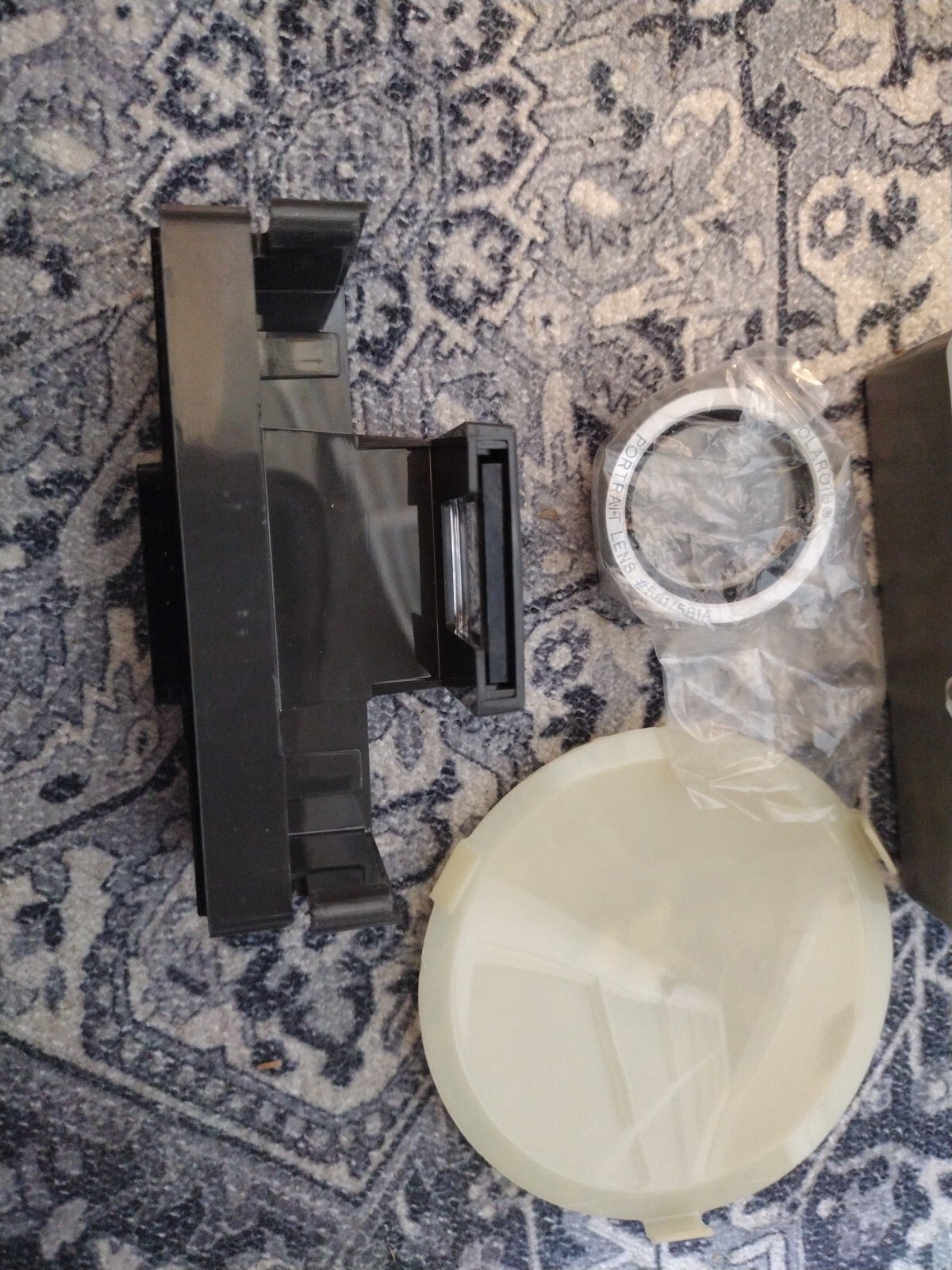 VINTAGE Gently Used Polaroid Portrait Kit – #581 With Case GREAT KIT Color Pack