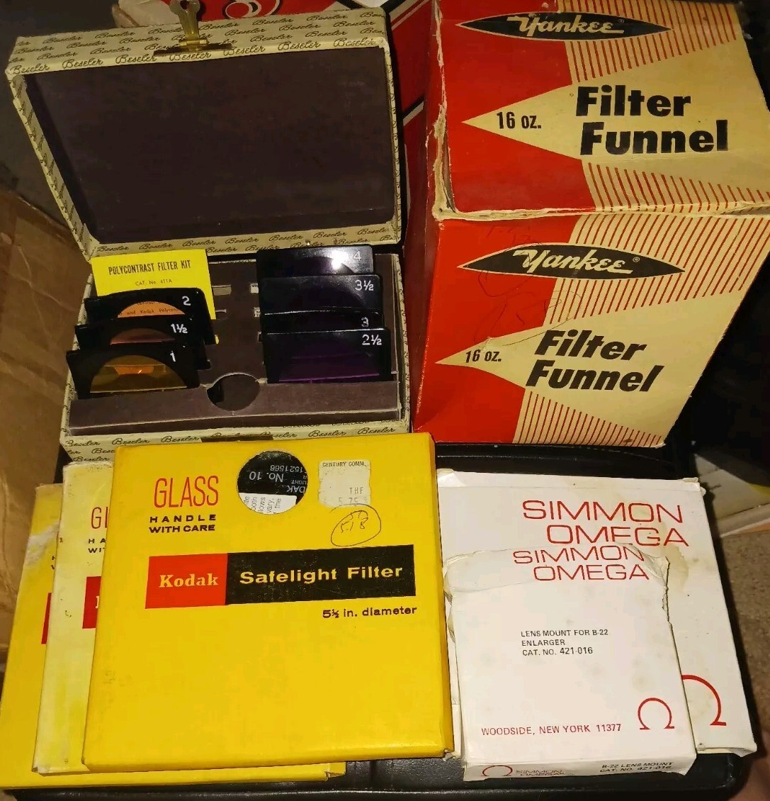 Vintage Camera Accessories Lot ~Filter Funnel 5.25″ Safelight Filters Filter Kit