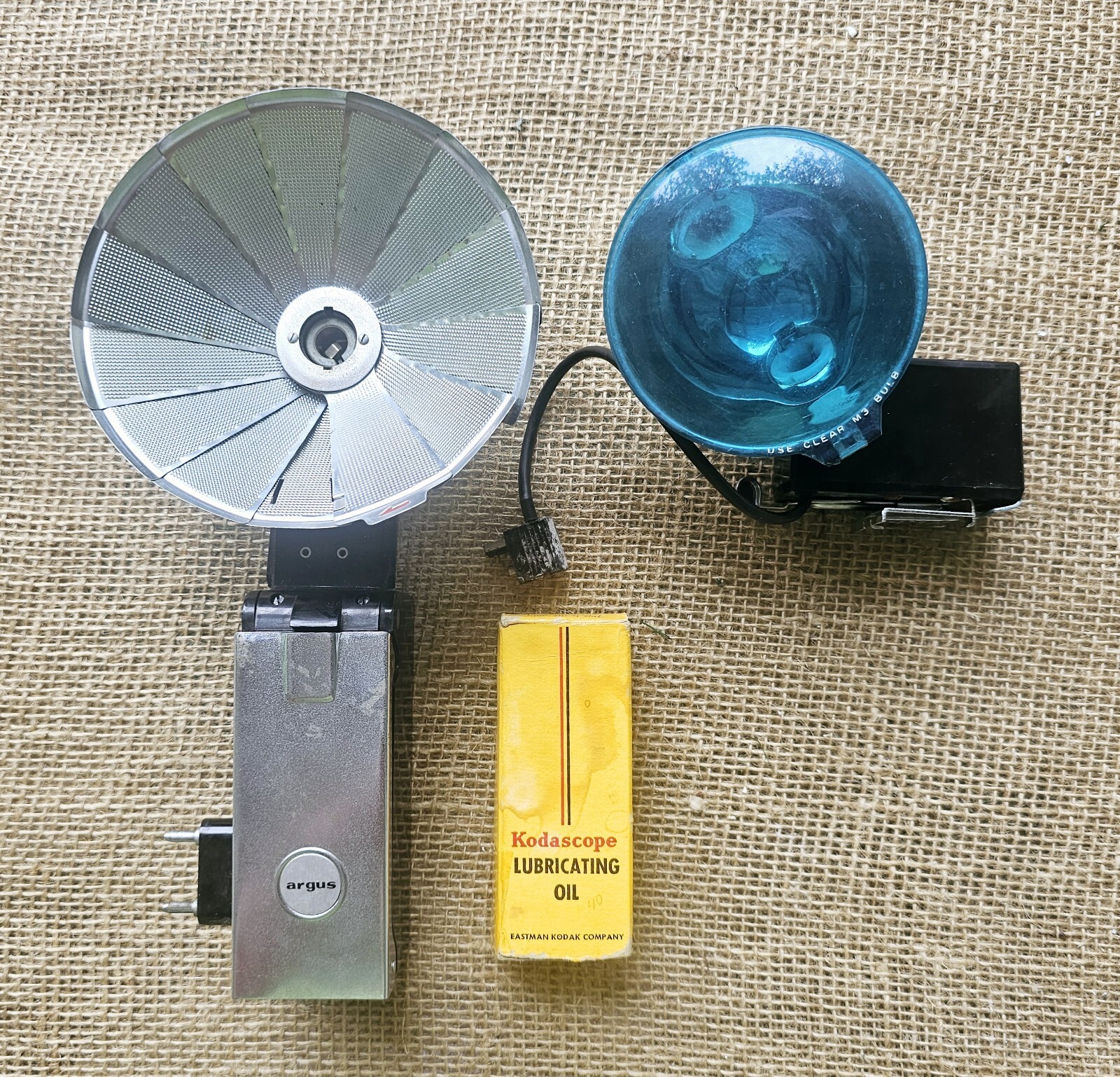Vintage Polaroid Model 268 Flash Gun Bulb Attachment, New Oil & Argus Flash Att.
