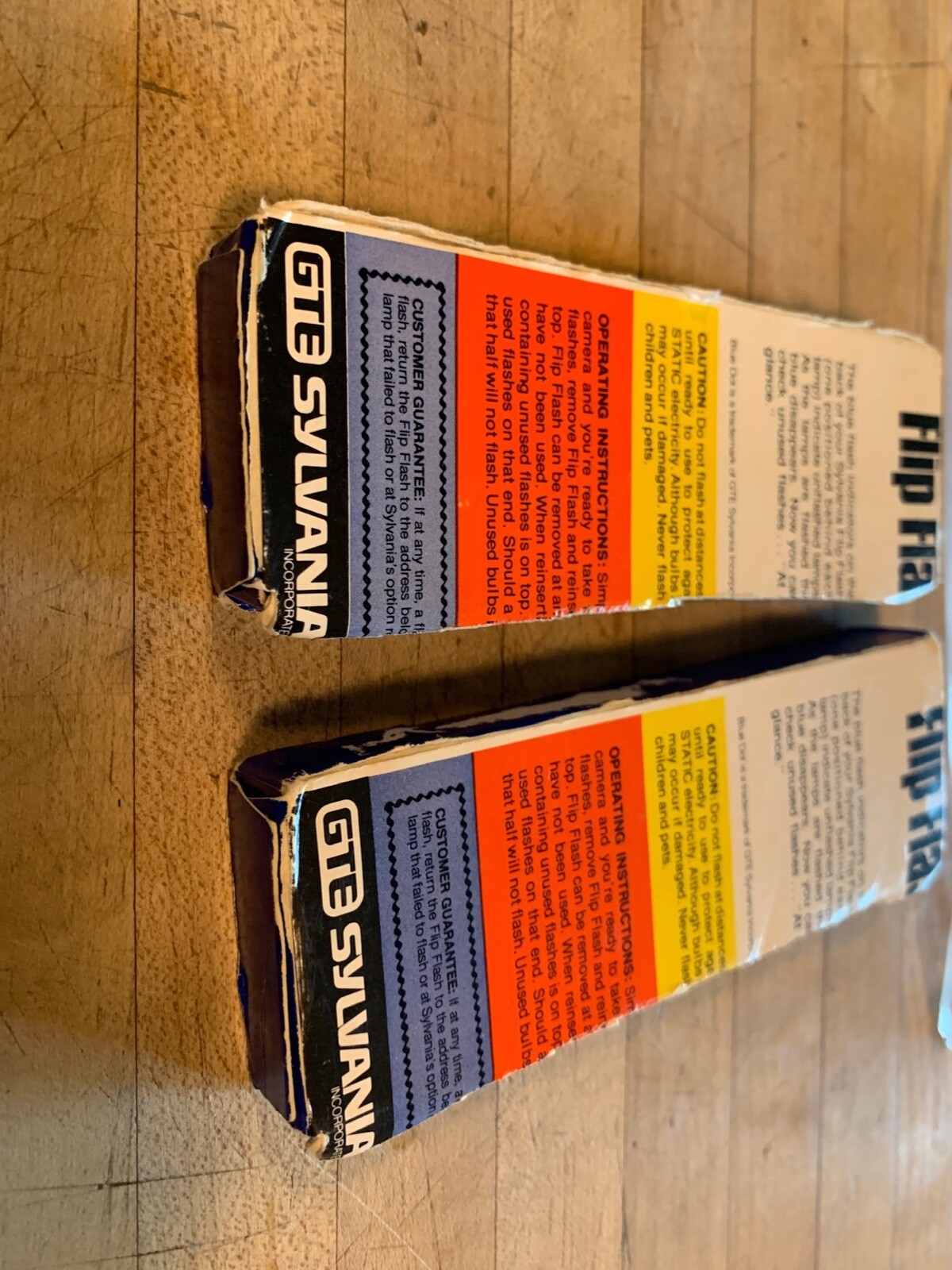 2 Packs LOT VINTAGE FLASHBULBS SYLVANIA BLUE DOT FLIP FLASH FLASHCUBES