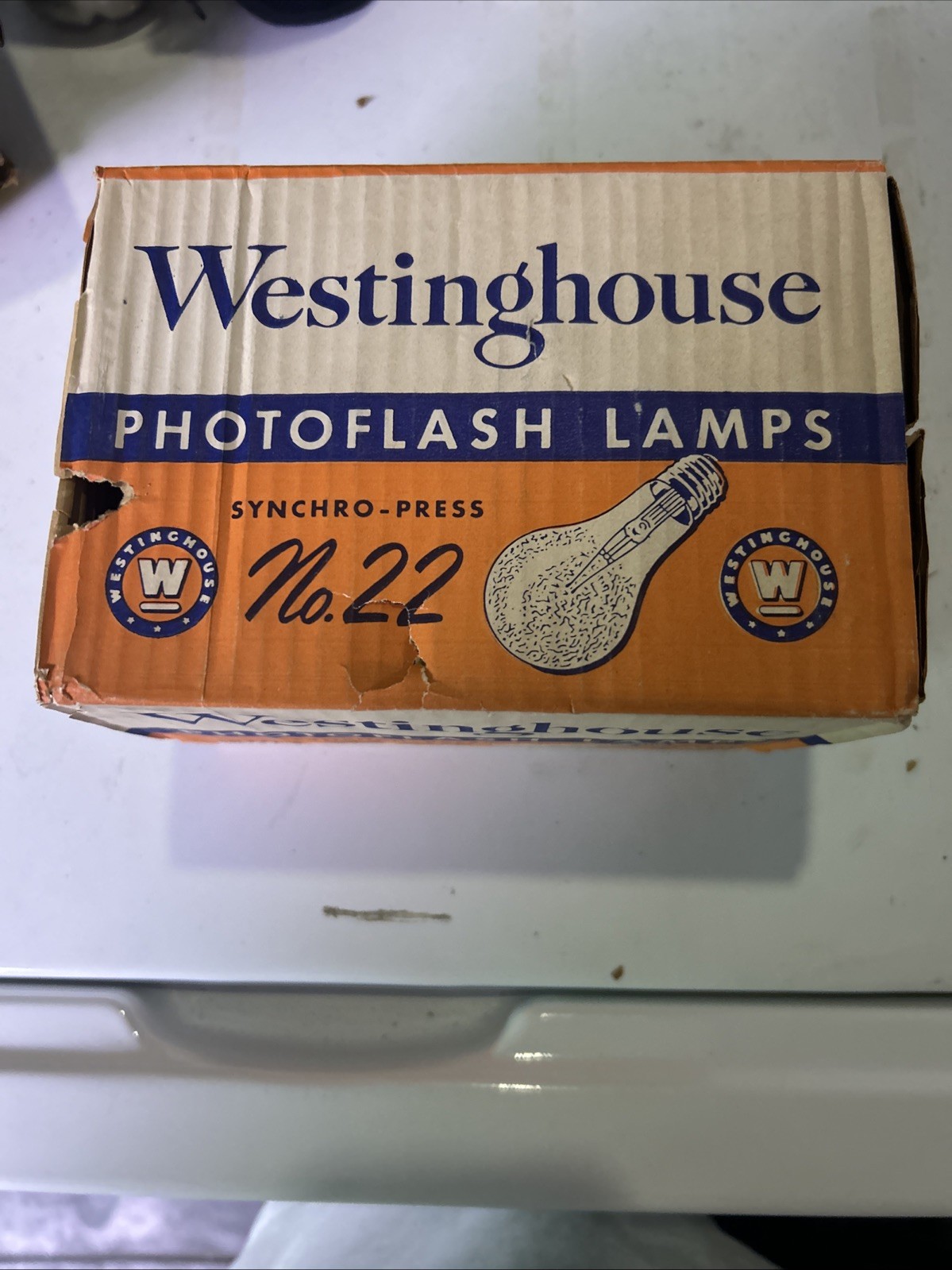 vintage Westinghouse Synchro-Press No. 22 Photoflash Lamps