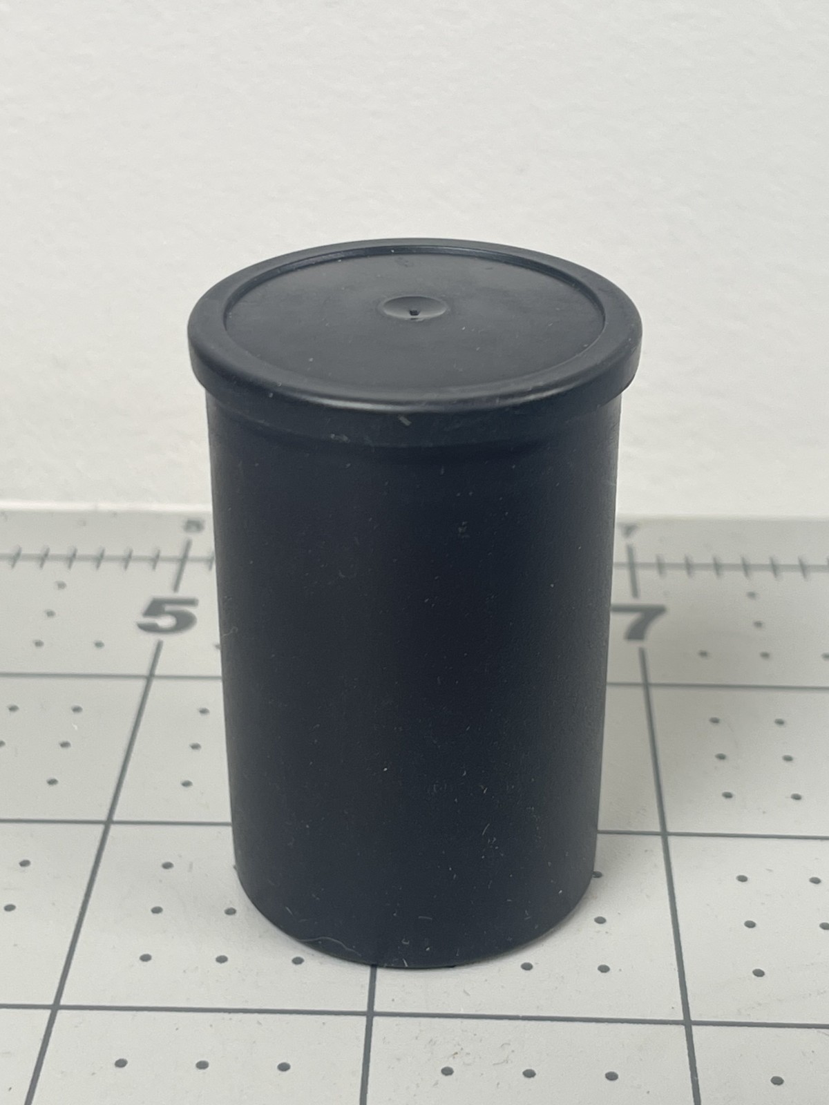 Lot of 53qty of Black 35mm Empty Film Canister with Black lid