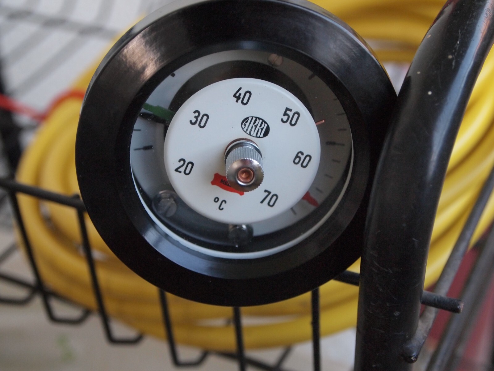 Arriflex Arri Analog Thermometer with Probe, US DUTIES INCLUDED