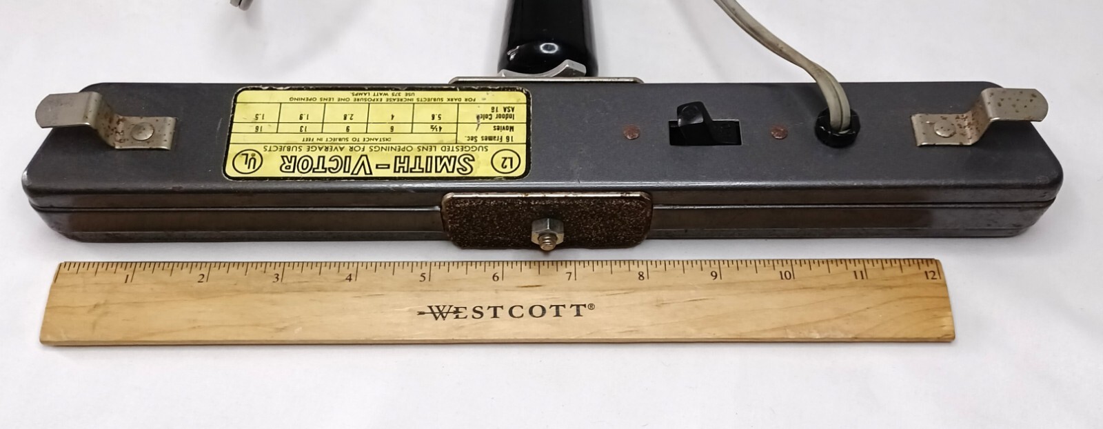 Vintage Lights Smith – Victor Hand Help Photographers Double Light