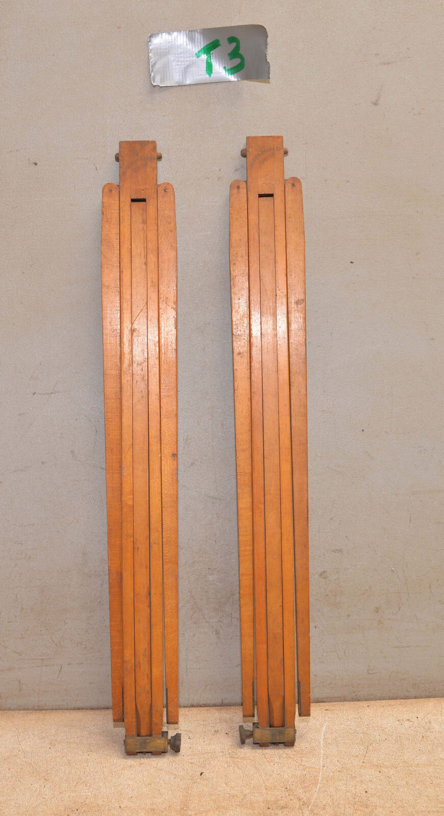 2 Rare Blair Camera Co Boston Hawkeye No 1 & #2 tripod legs wood collectible T3
