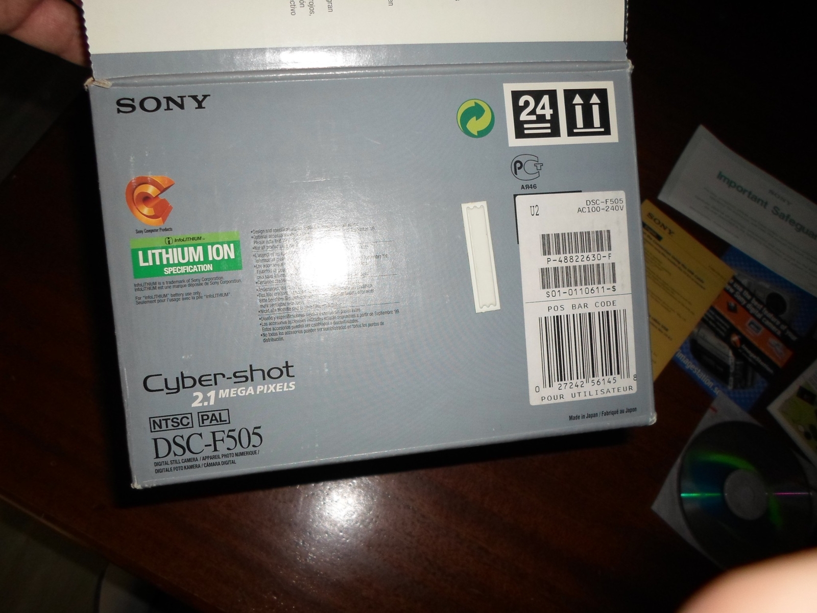 BOX – PAPERWORK – accessories ONLY – for Sony Cybershot DSC-F505 – lens cap, CD