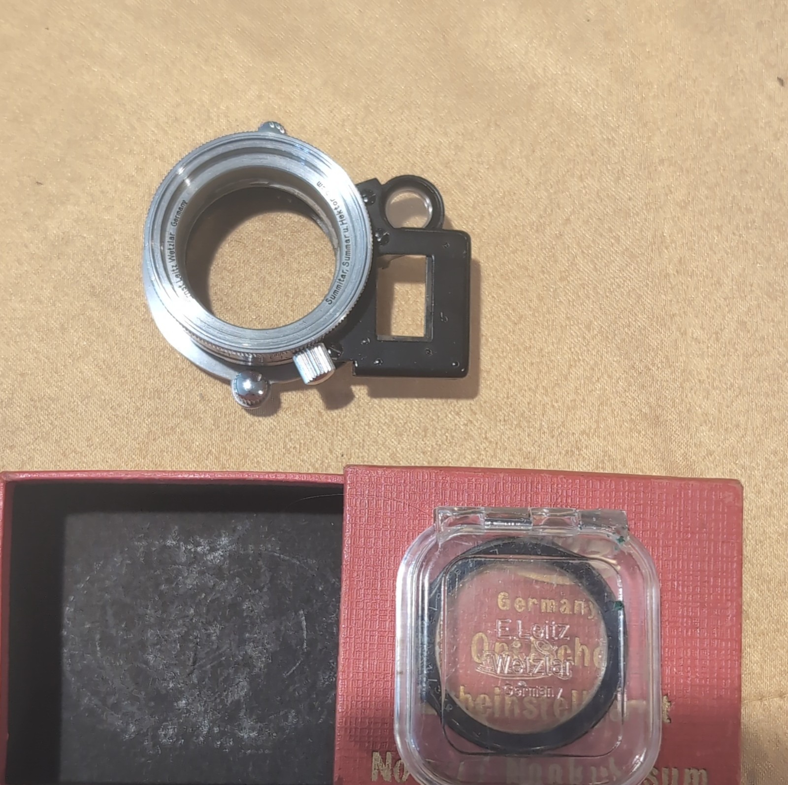 Leitz Nooky/Nookyhesum Optisches Naheinstellgerät for Leica