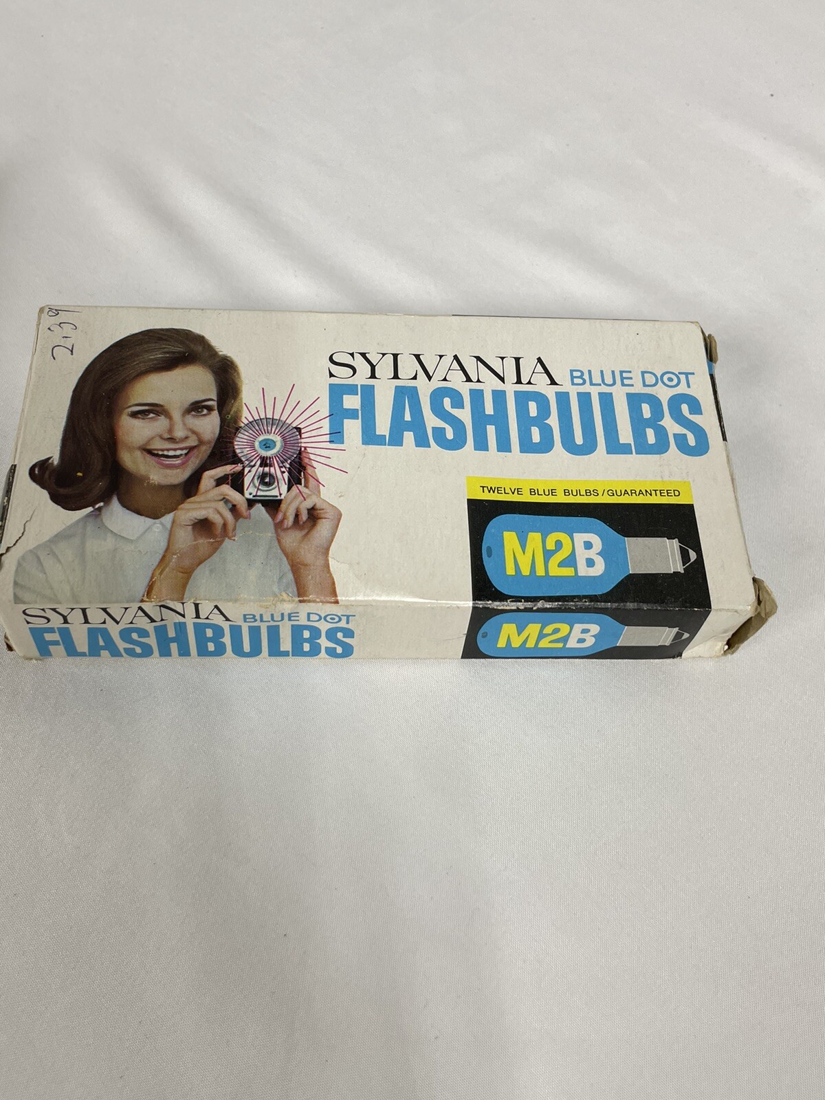 Sylvania Vintage Blue Dot Flash Bulbs M3B And M2b