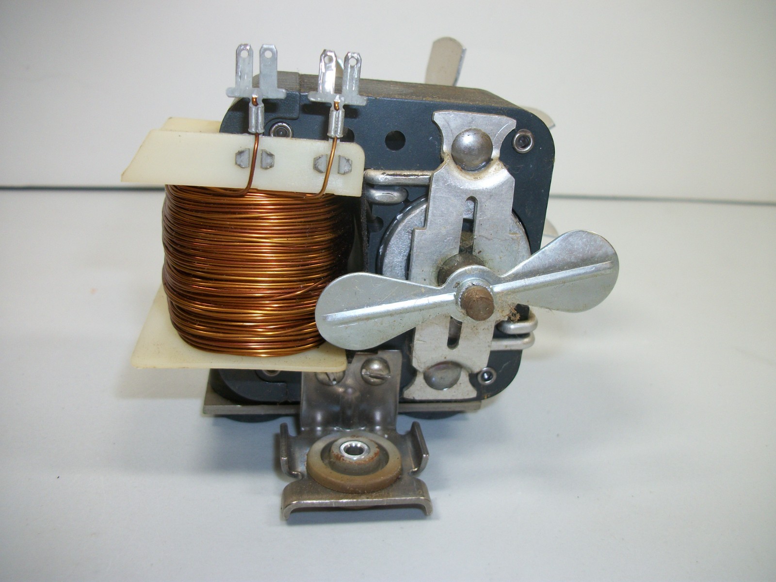 Vintage Bell & Howell 8mm Projector Motor & Fan For Type 462A Replacement Part