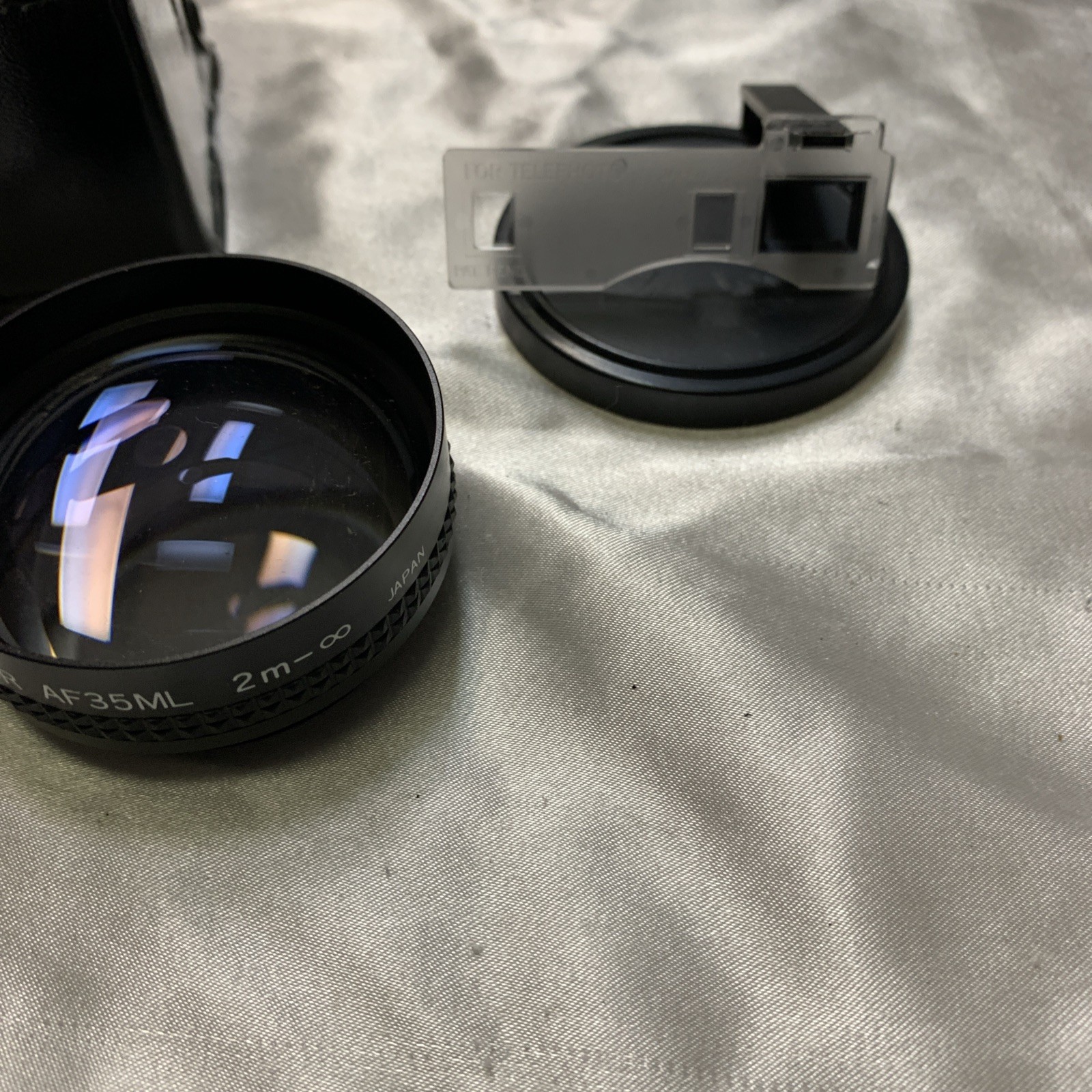 Star-D Aux Telephoto Lens L35AF +Lens Caps/ Leather Case And Viewfinder Add-On