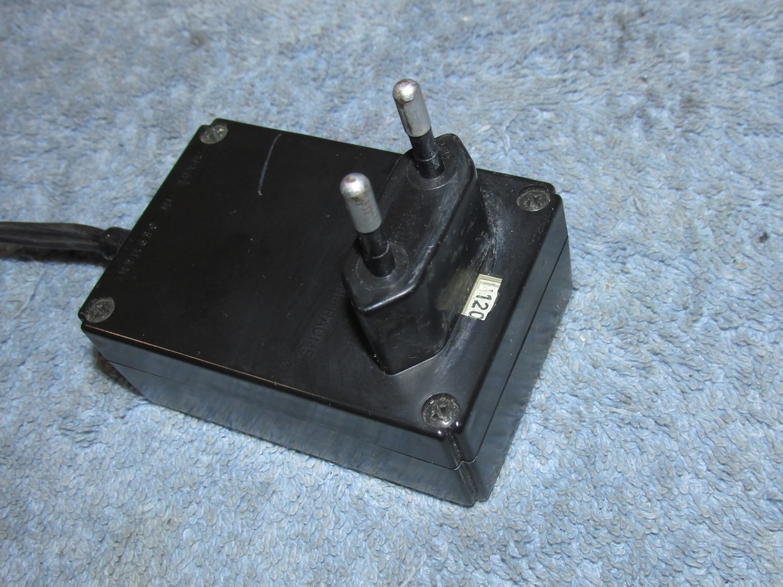 Vtg MECABLITZ Metz 402.12i Banana/EU Plug Battery Charger/Power Supply J617