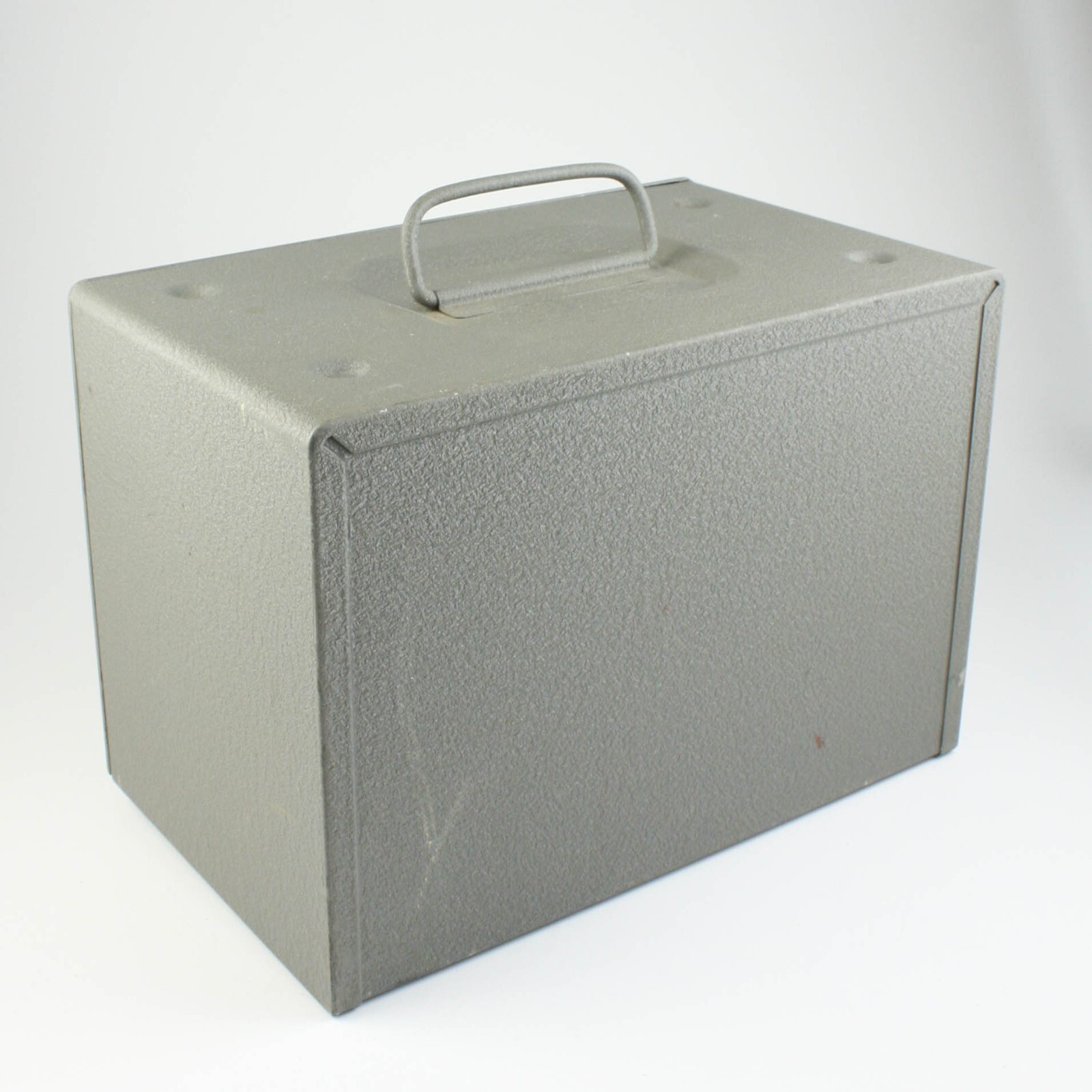 Brumberger – Gray Metal – 8mm Movie Film Storage – Vintage Case for 12 5″ Reels