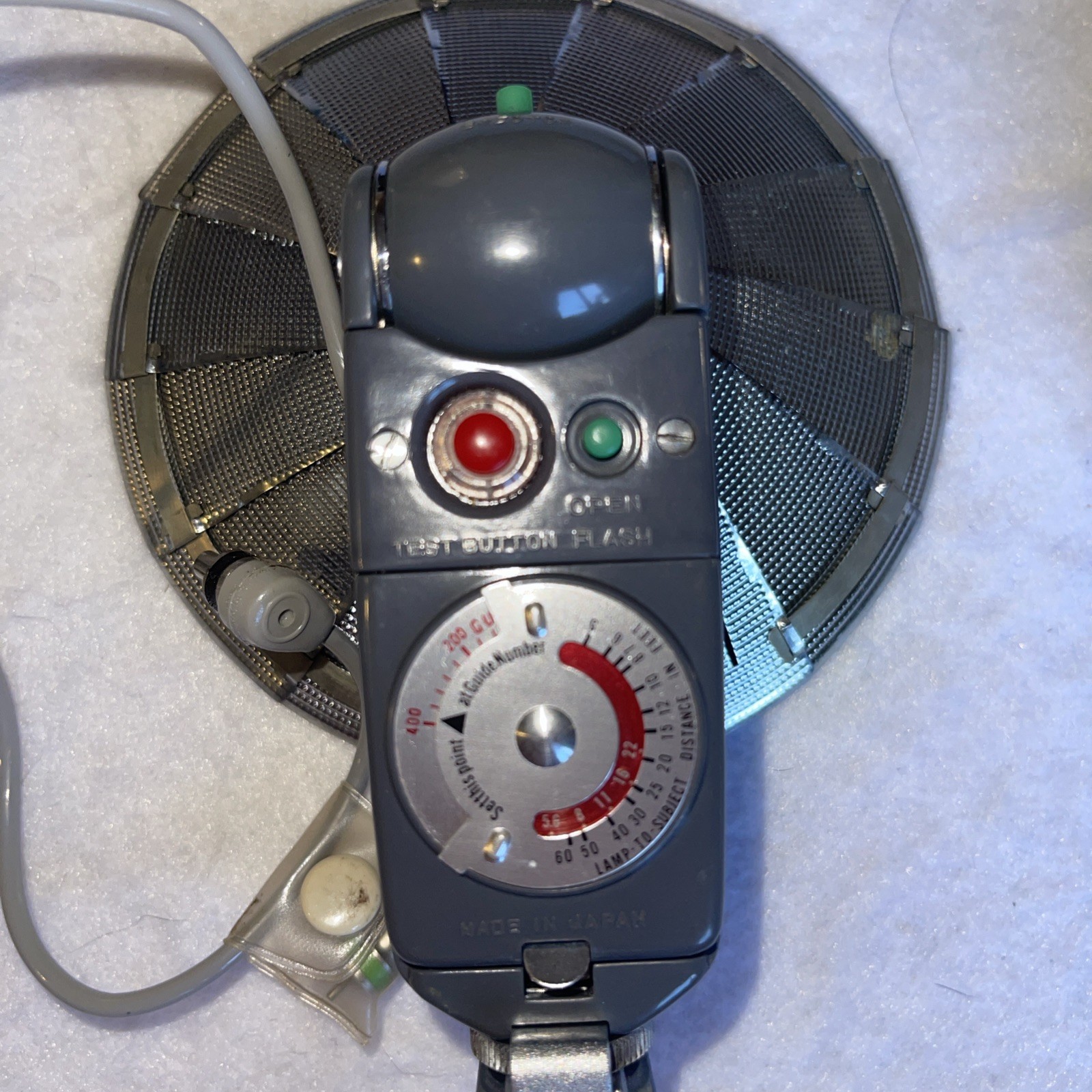 Vintage HONEYWELL TILT-A-MITE Camera Flash Unit Fan Style W/CASE Collectible