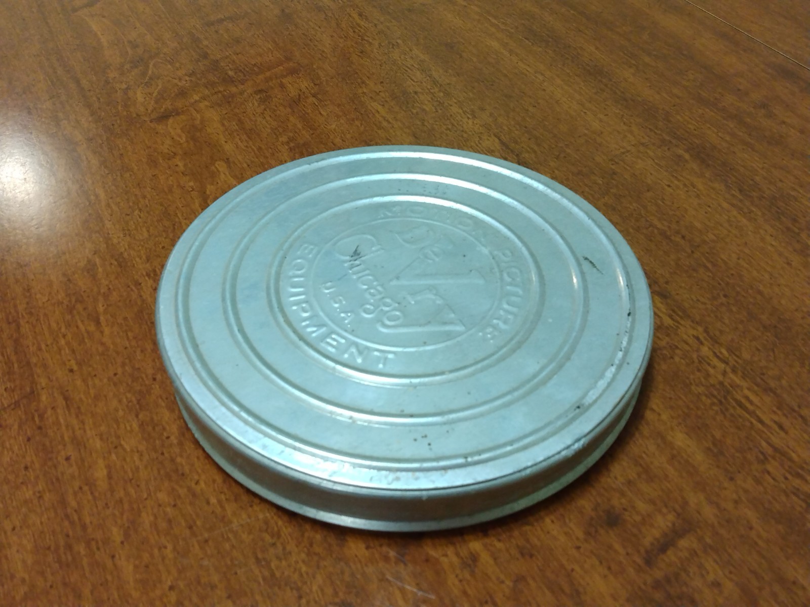 Vintage DeVry Metal Motion Picture Film Reel & Case Chicago USA
