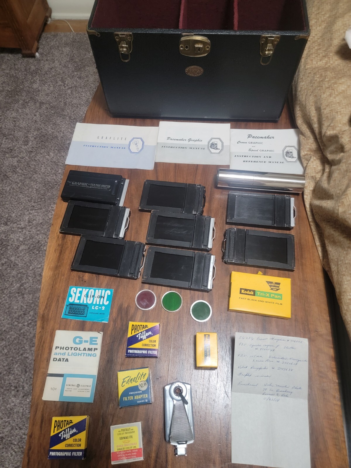 vintage camera and flash lot with leather case