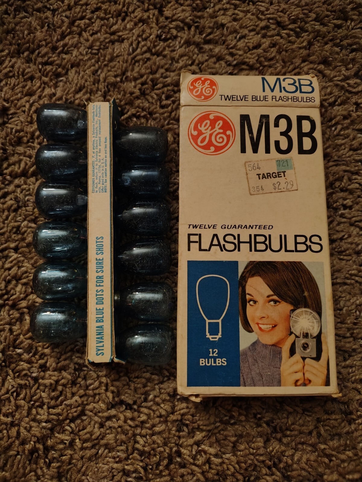 Vintage General Electric M3B Blue Flashbulbs ( Two Packs of 12) Made in USA