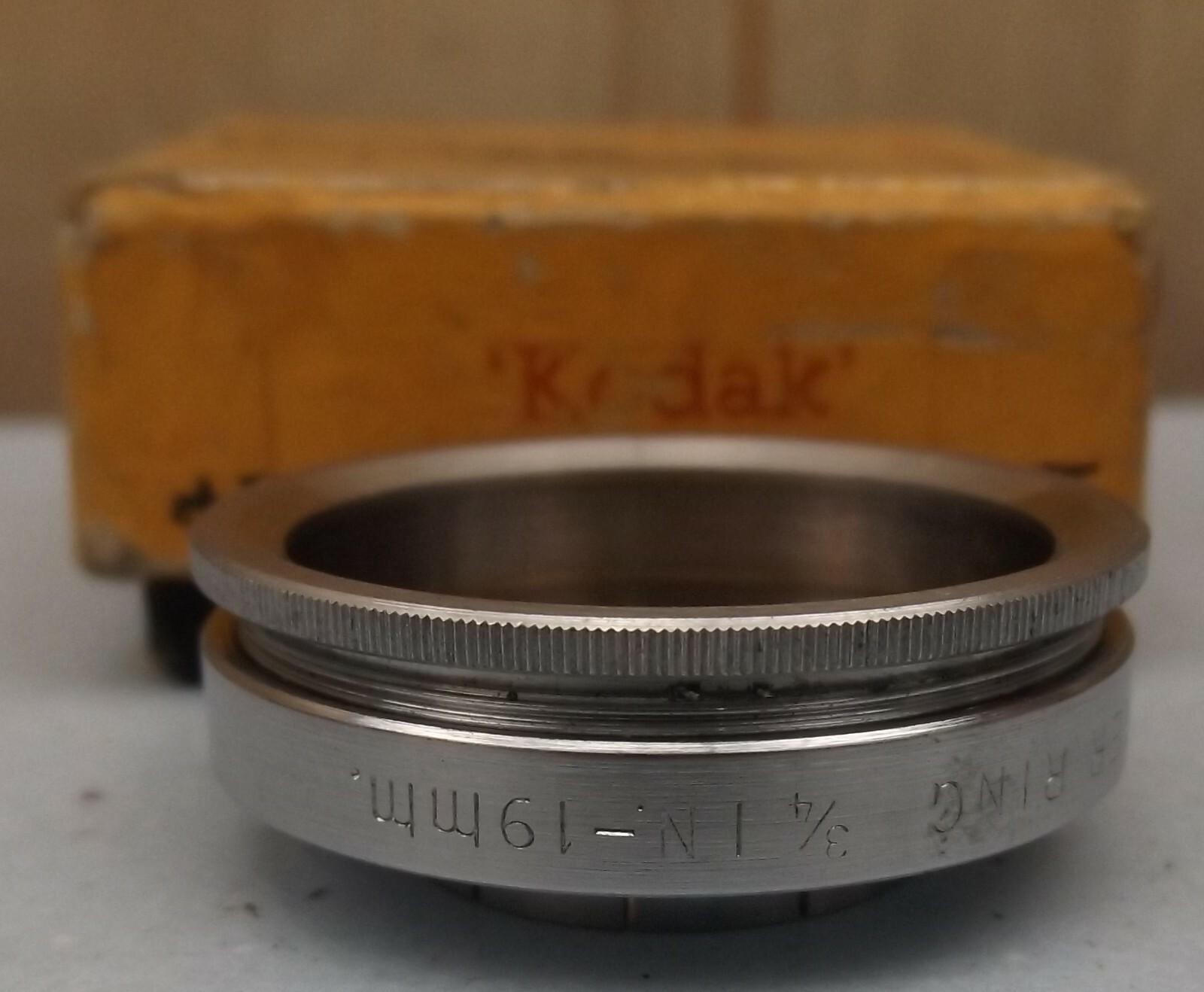 VINTAGE KODAK SERIES V ADAPTER RING WITH 28.5mm DAYLIGHT FILTER LENS