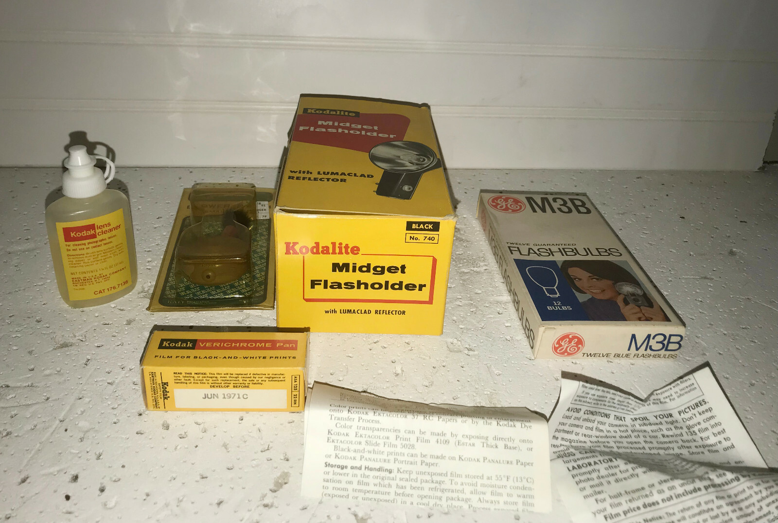 Vintage KODAK Camera Accessories Midget Flasholder Lens Cleaner ++ FREE SHIPPING