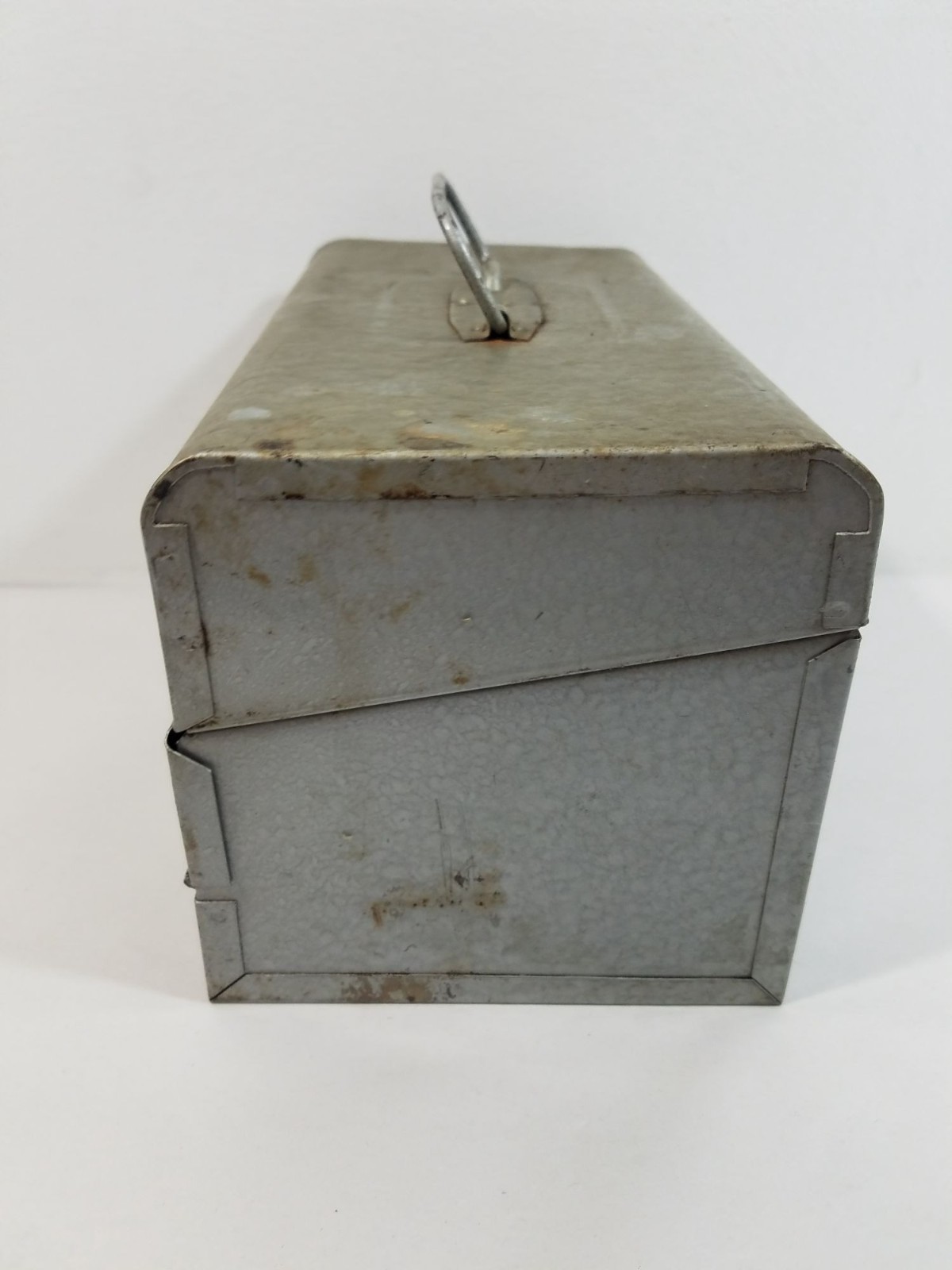 Metal 8mm Movie Film Reel Can Storage Box Slotted 13 Slots For 5″ Reel Cans Vtg