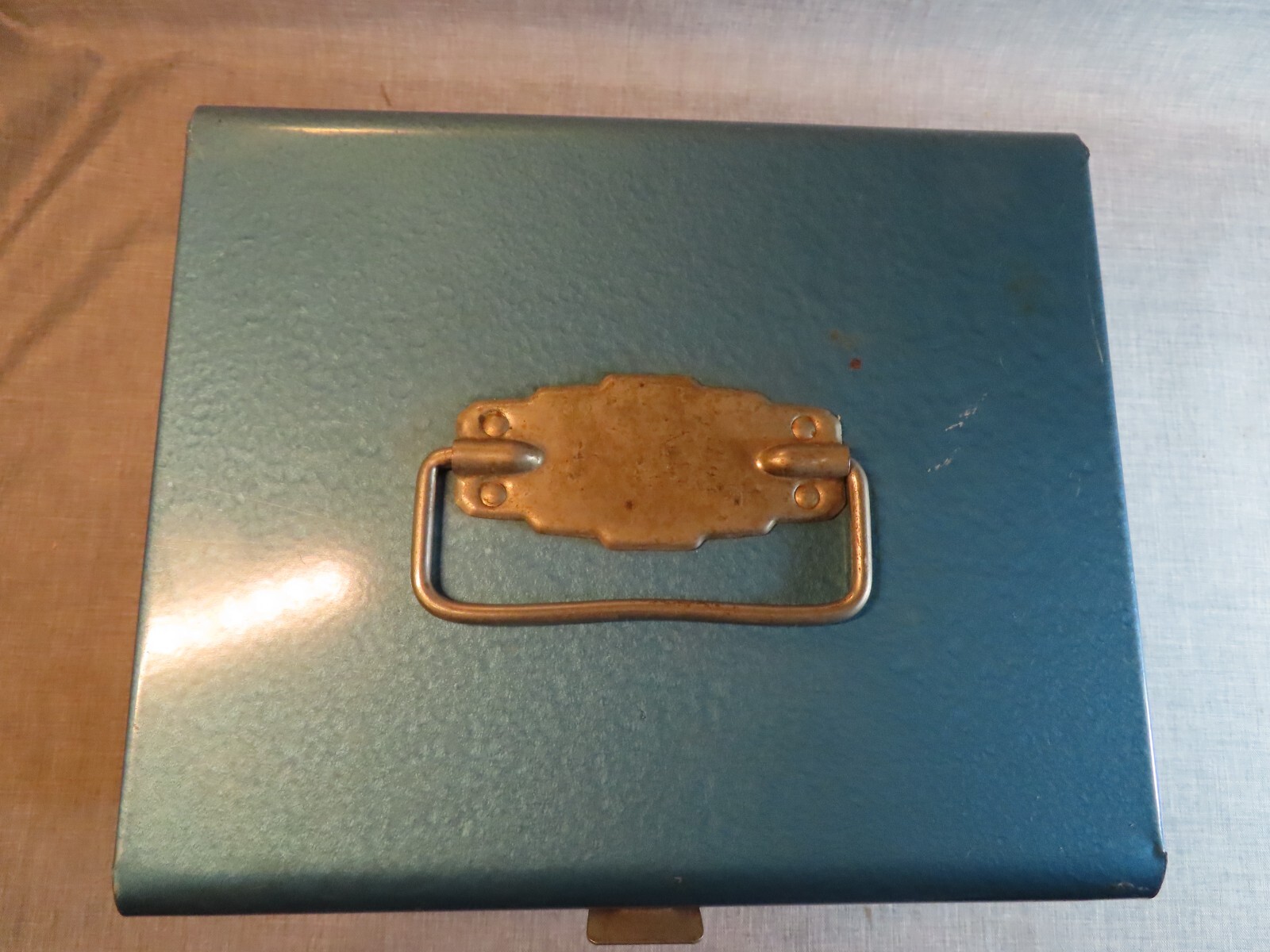 Vintage LOGAN Super 8 Film Can Storage Case – Blue Metal – Nice Condition