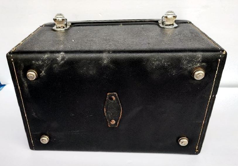 Vintage Horseman Genuine Camera Case (Black)