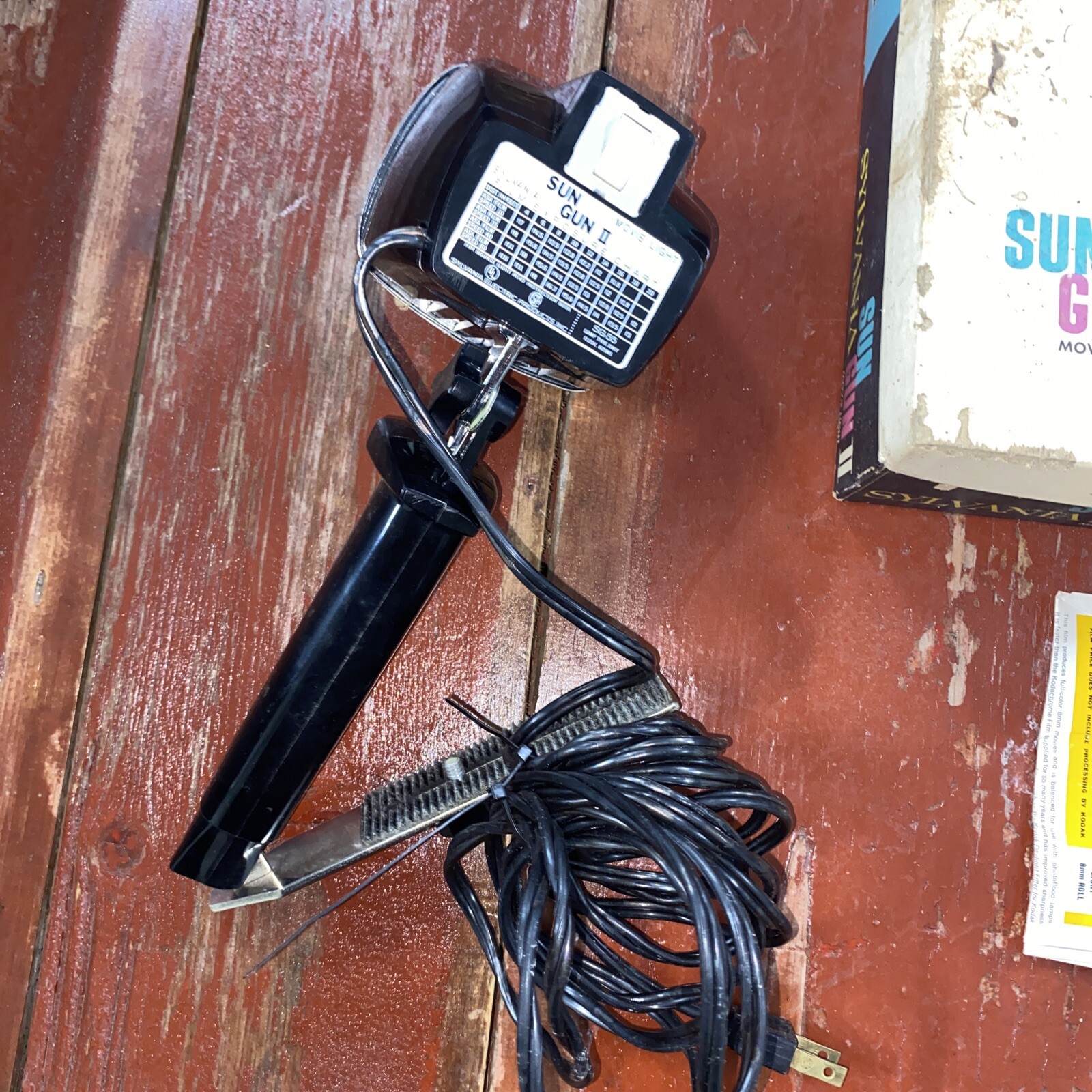 Vintage SYLVANIA SUN GUN II Movie Light SG-55 Tested & Works