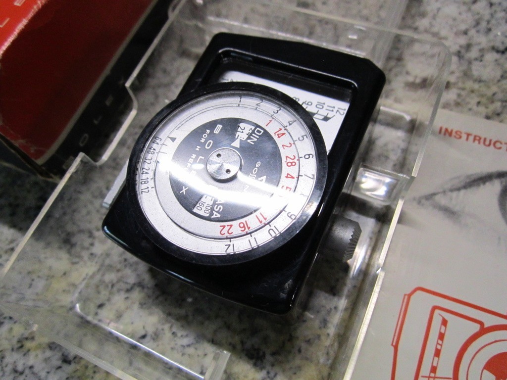 GOSSEN EXPOSURE LIGHT METER With NEW BATTERY for BOLEX 16MM MOVIE CAMERA WORKING